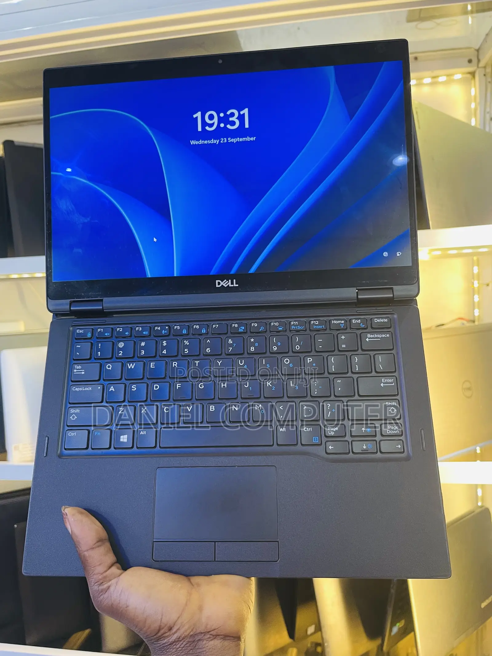 Laptop Dell Latitude 7390 2-in-1 16GB Intel Core i5 SSD 256GB