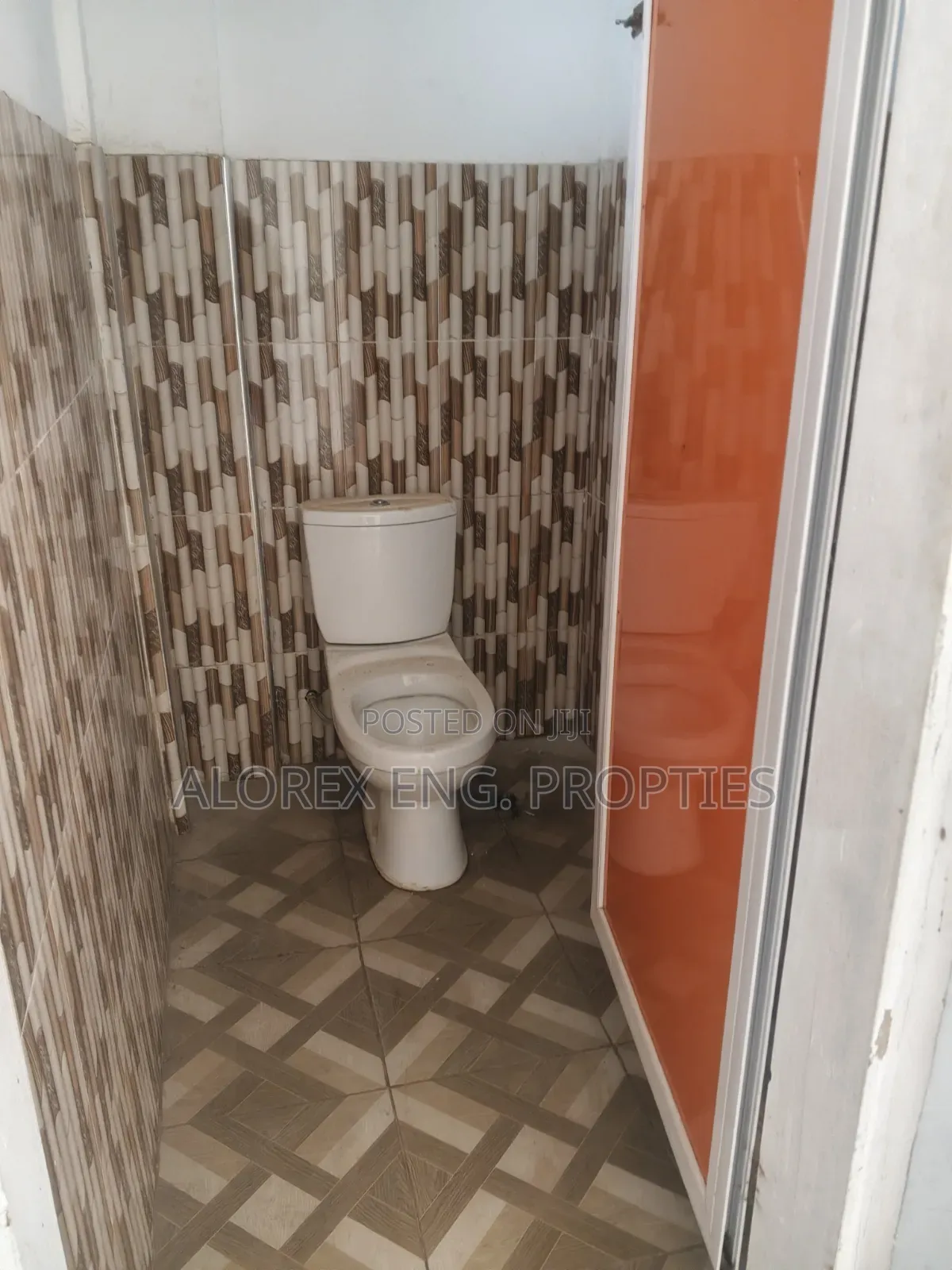 Shop for Rent at Oyarifa Teiman