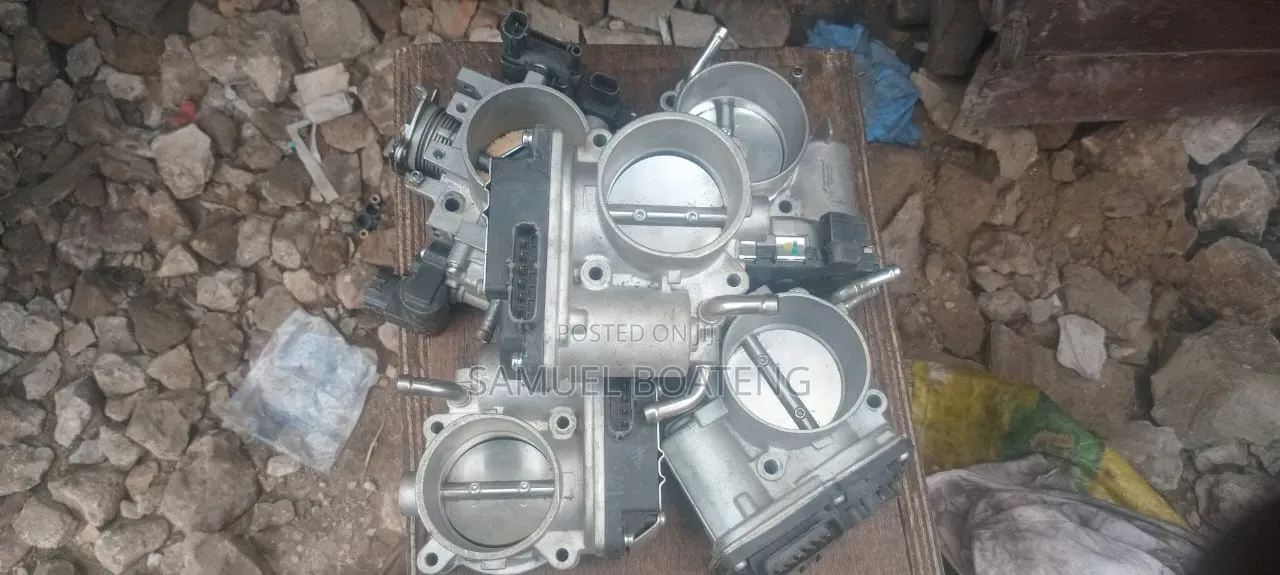 Toyota Camry 2014 to 2017 Throttle Body