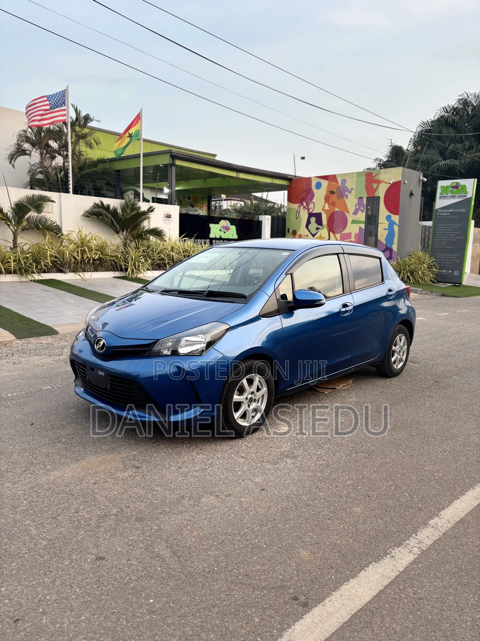 Toyota Vitz 1.3 AWD 3dr 2015 Blue