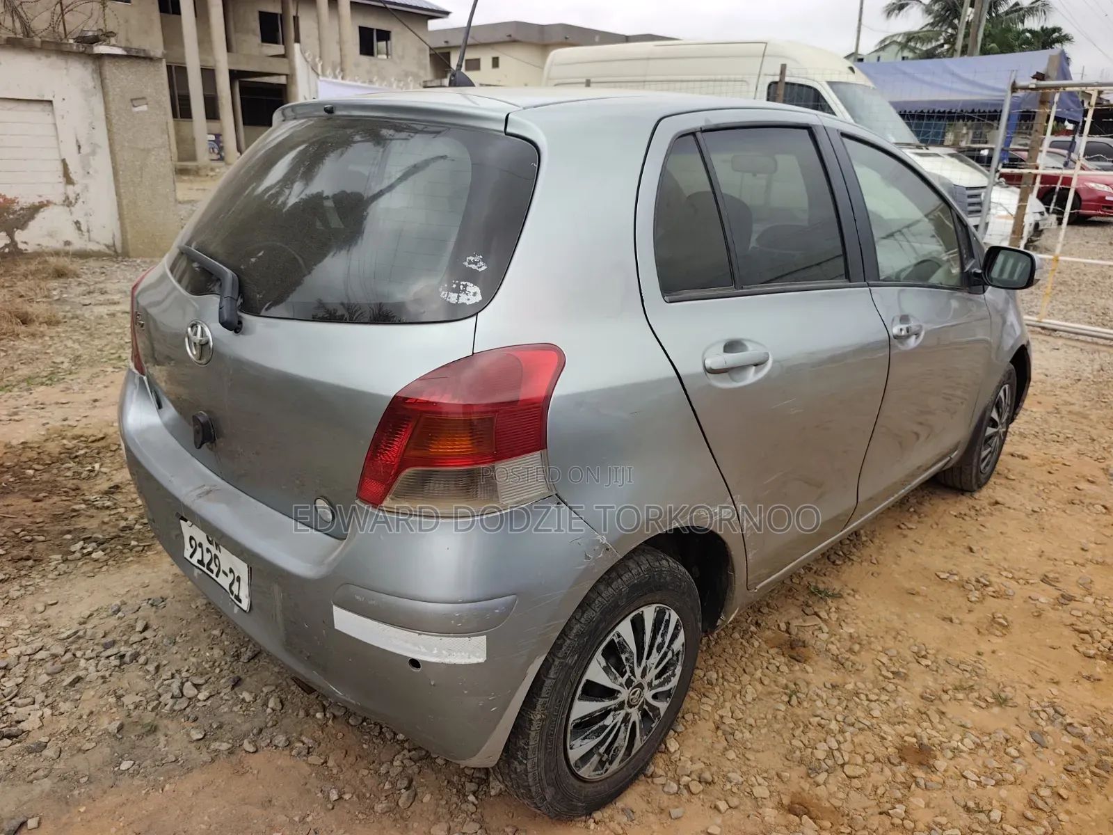 Toyota Vitz 2010 Gray