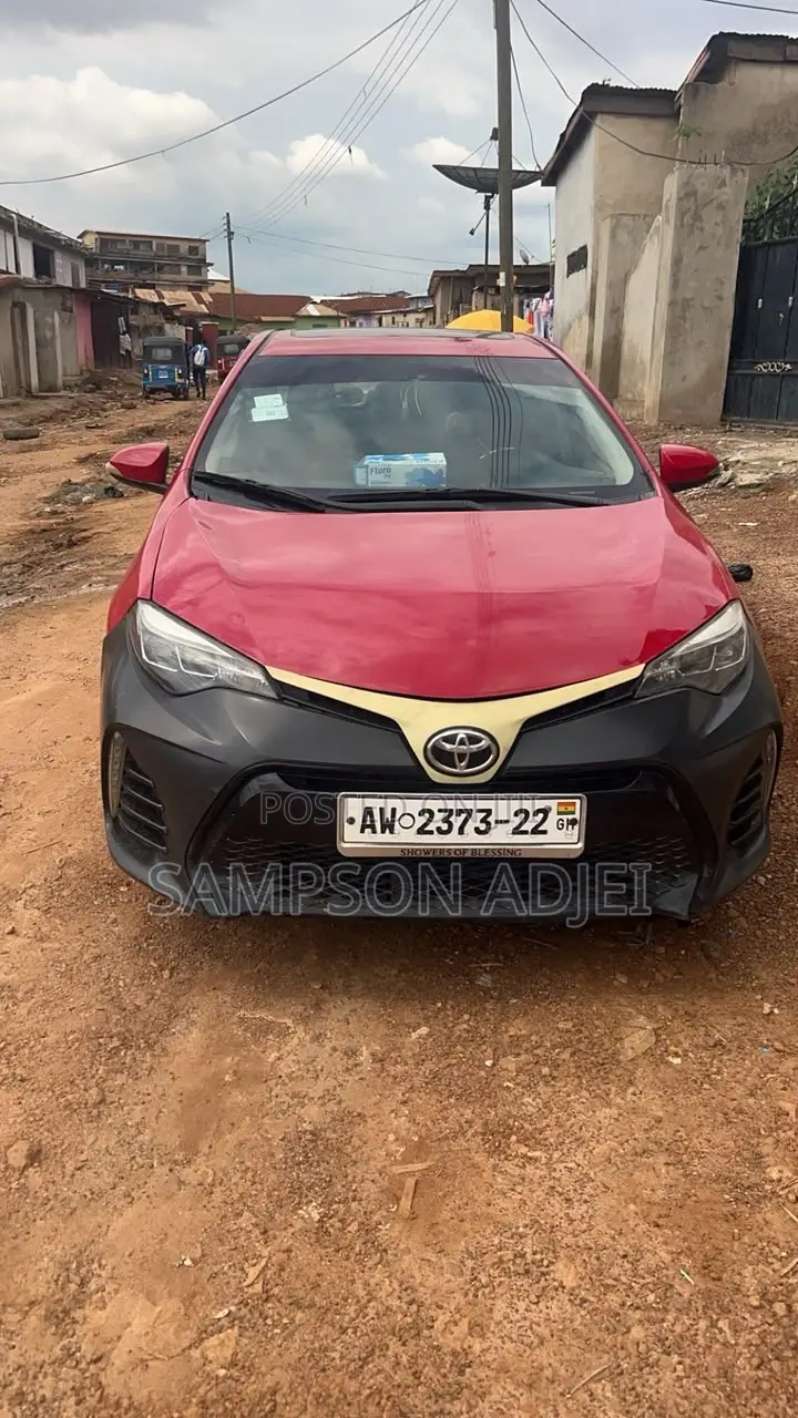Toyota Corolla 2016 Red