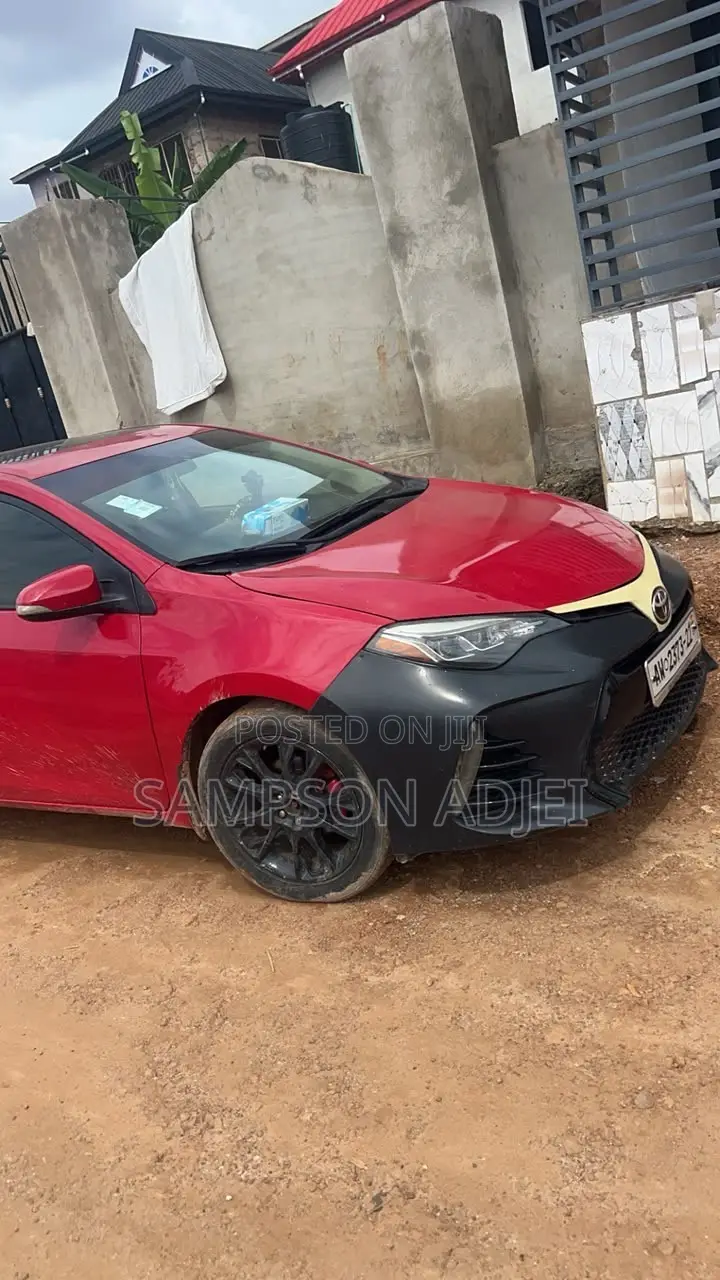 Toyota Corolla 2016 Red