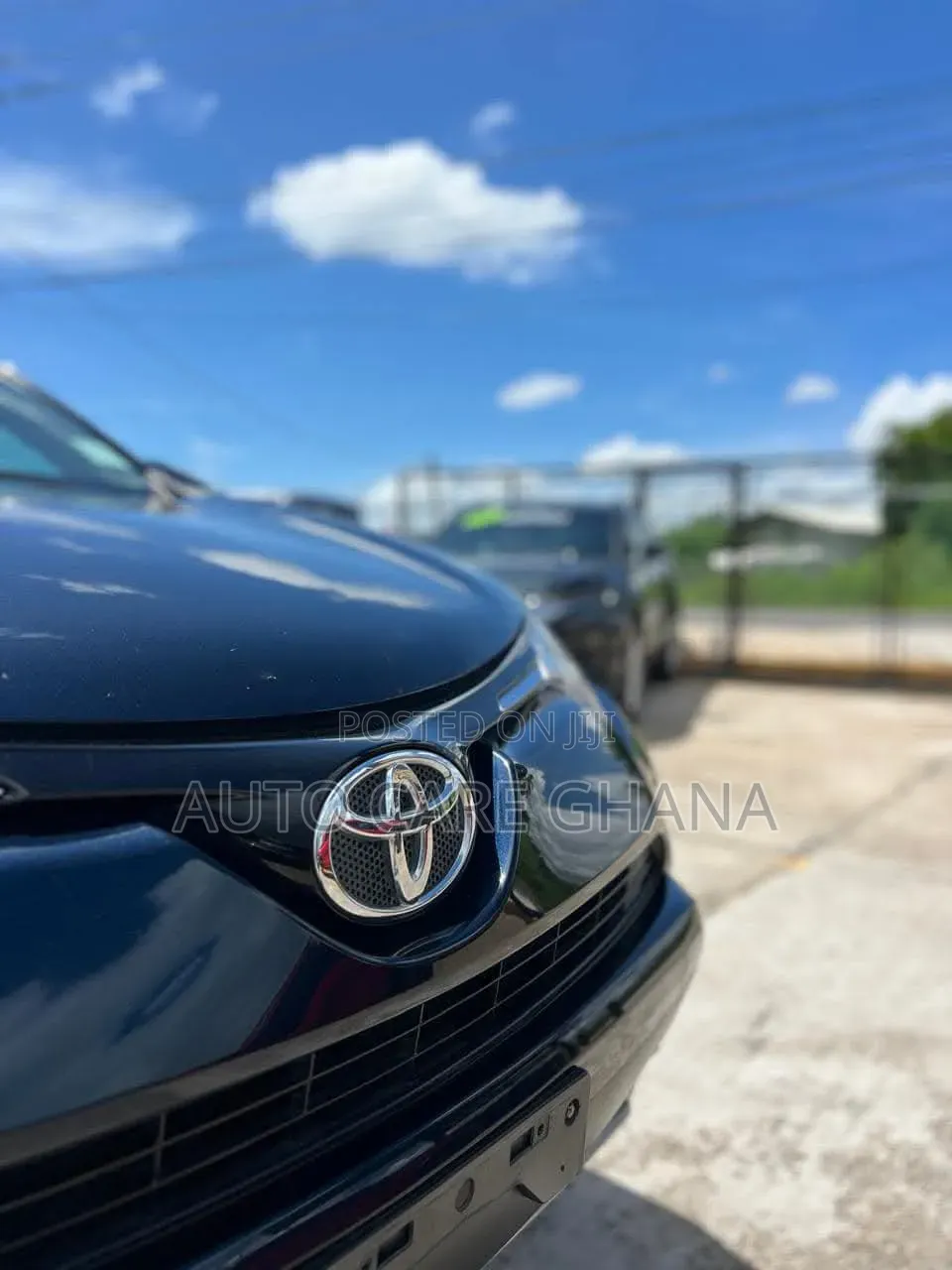 Toyota RAV4 XLE AWD (2.5L 4cyl 6A) 2017 Teal