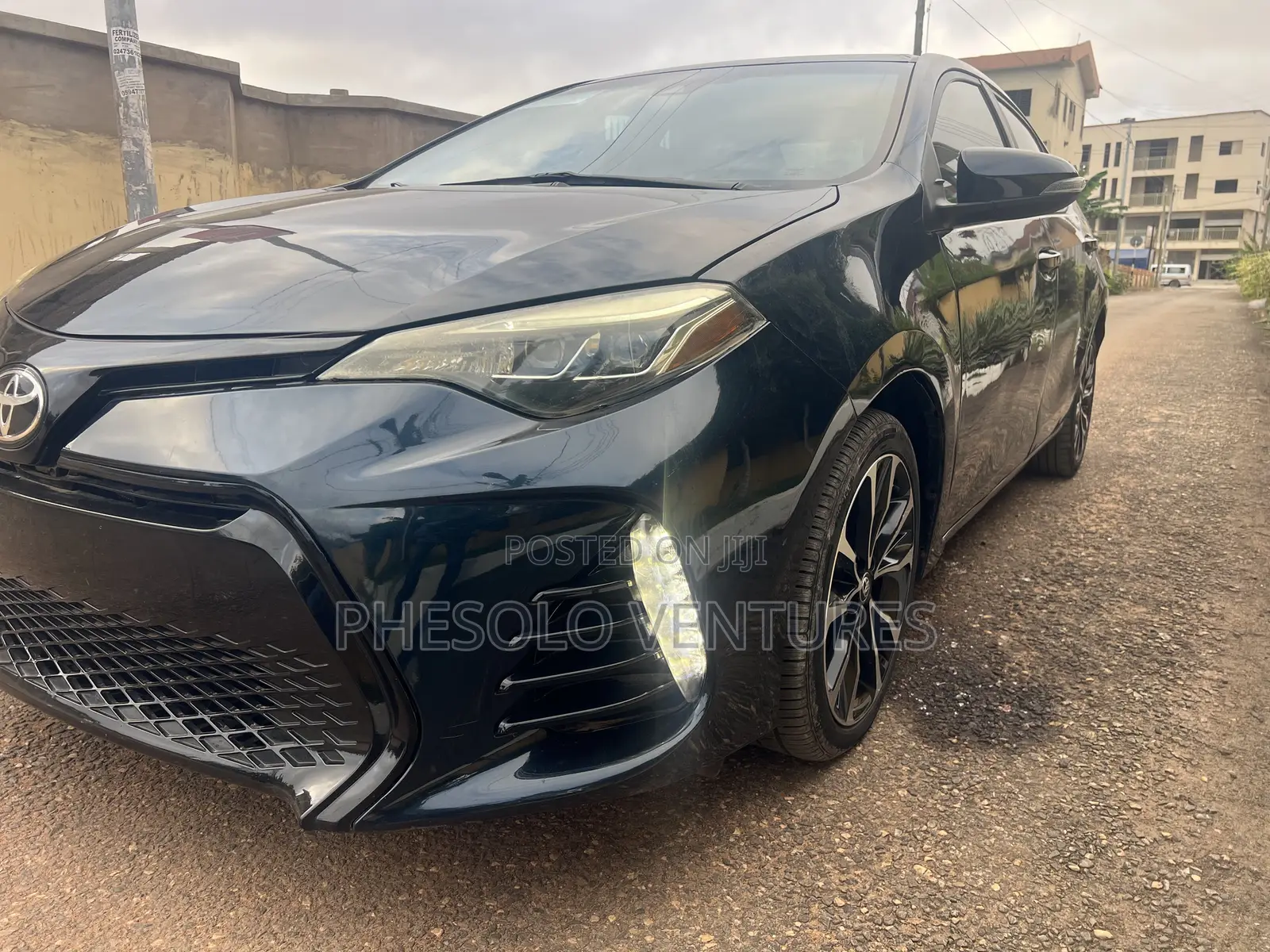 Toyota Corolla SE (1.8L 4cyl 6M) 2018 Green