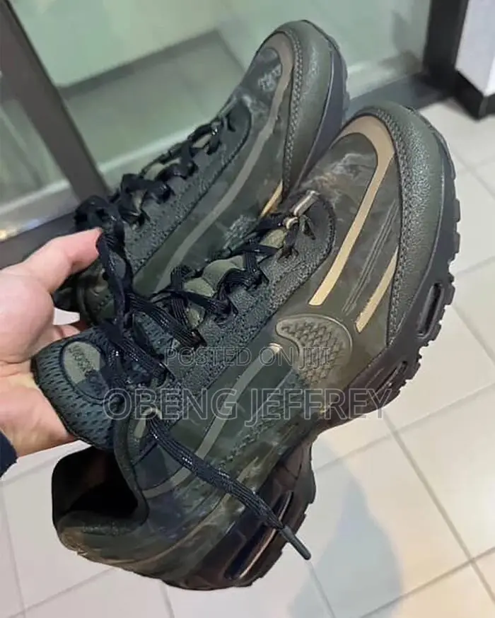 Original Nike Airmax 95 Olive Green/ Black