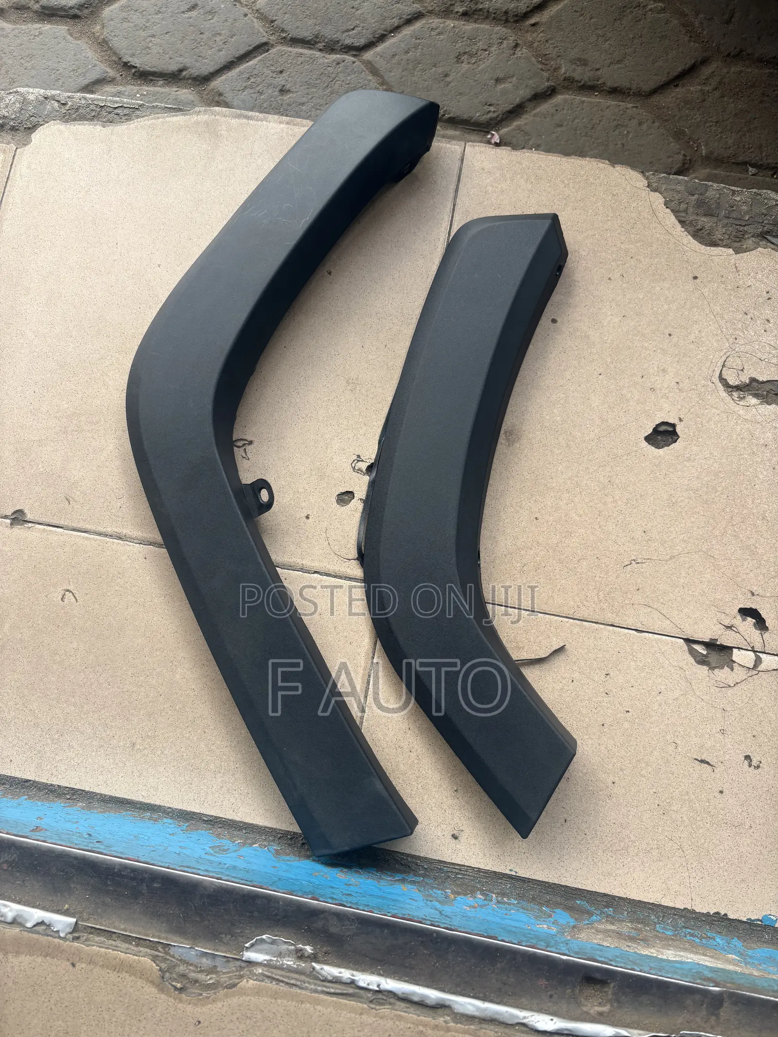 Toyota RAV4 2019,2021,2022,2023,2024 Back Door and Fender Moulding
