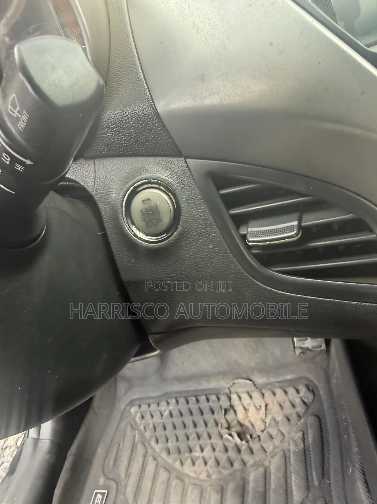 Hyundai Elantra Limited Sedan FWD (1.8L 4cyl 6A) 2013 Black