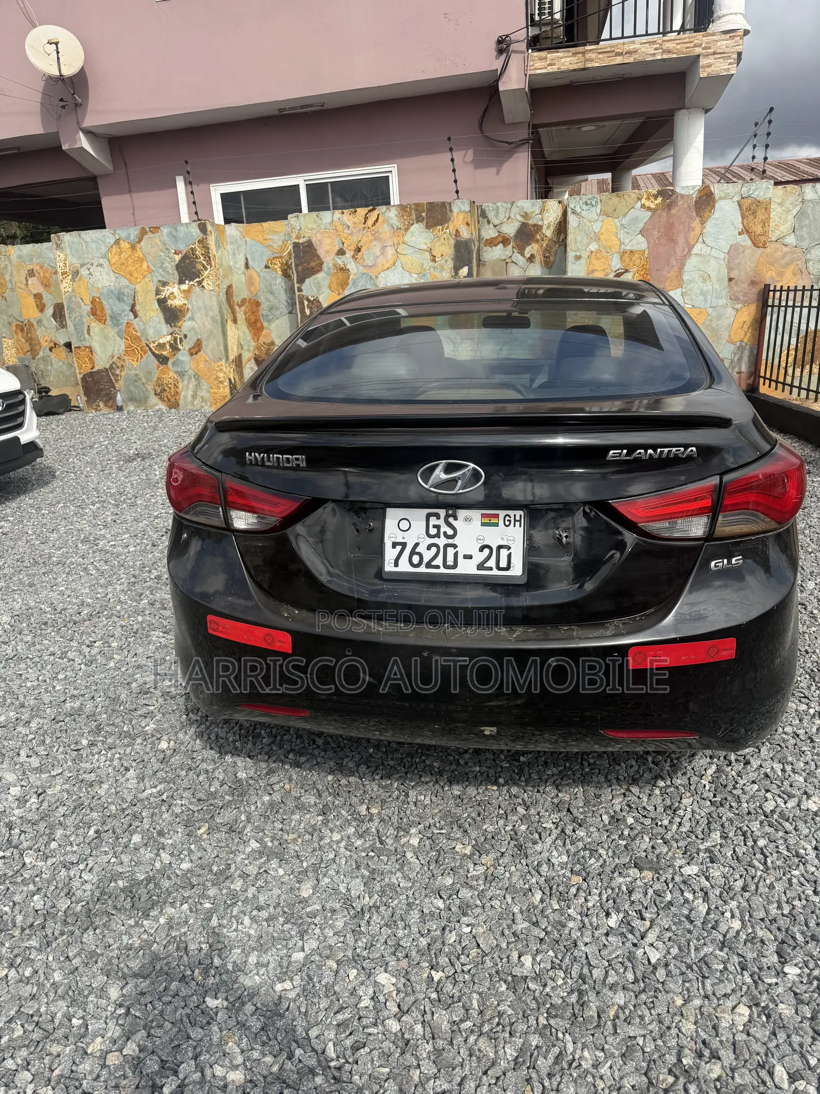 Hyundai Elantra Limited Sedan FWD (1.8L 4cyl 6A) 2013 Black