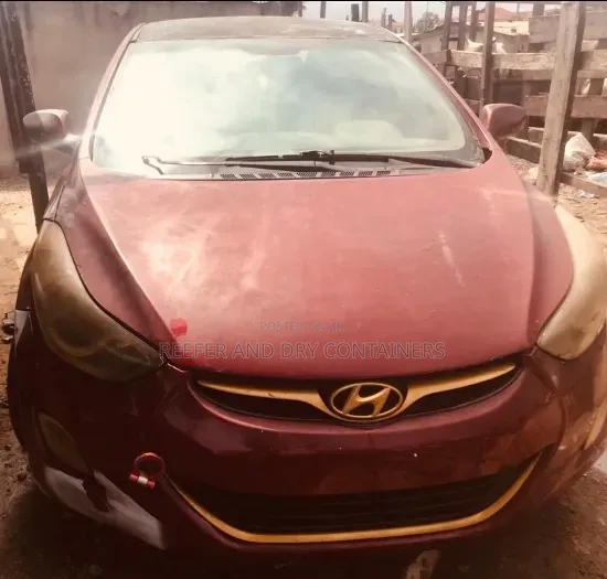 Hyundai Elantra 2013 Red