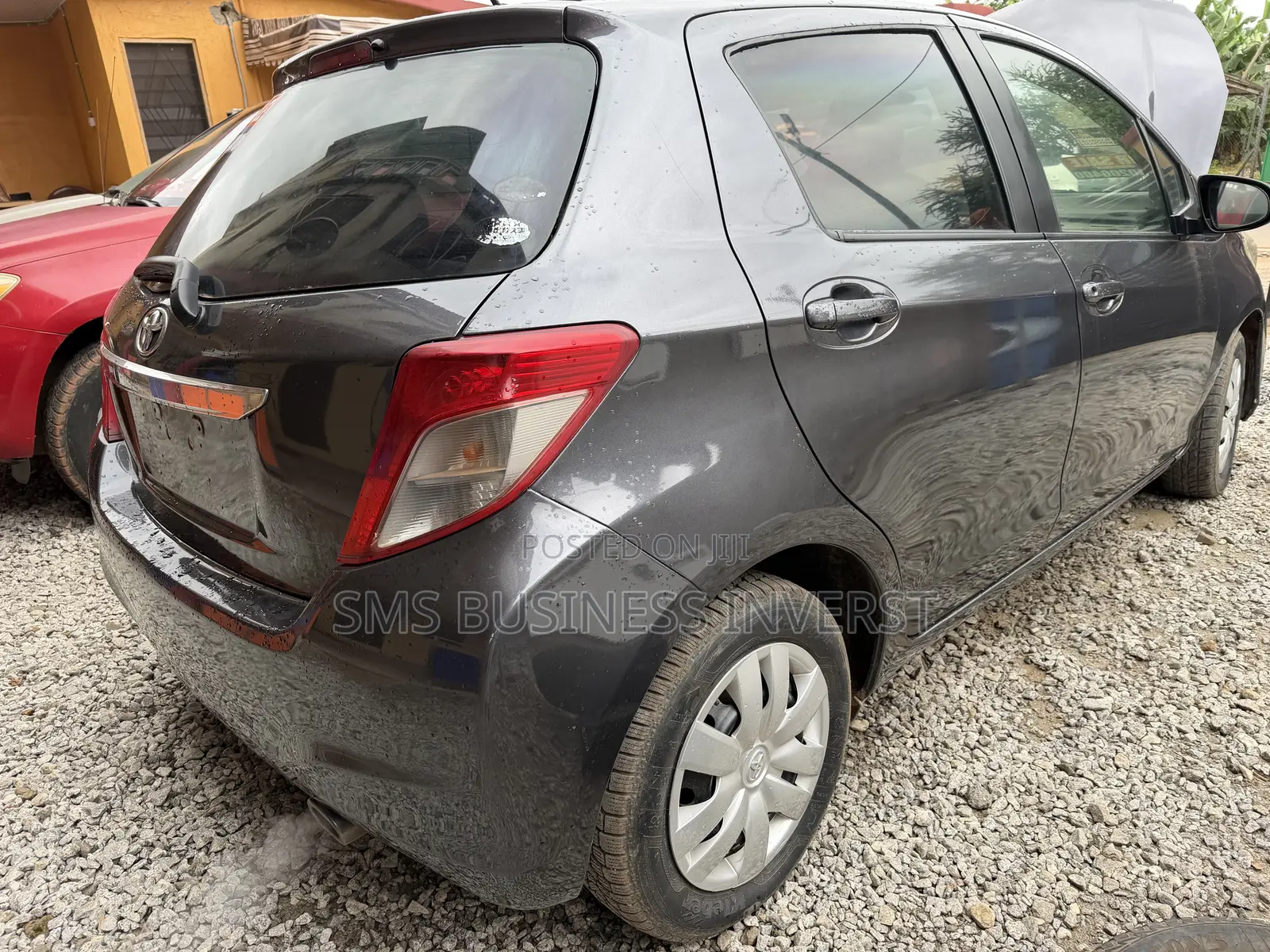 Toyota Vitz 1.3 AWD 3dr 2012 Silver