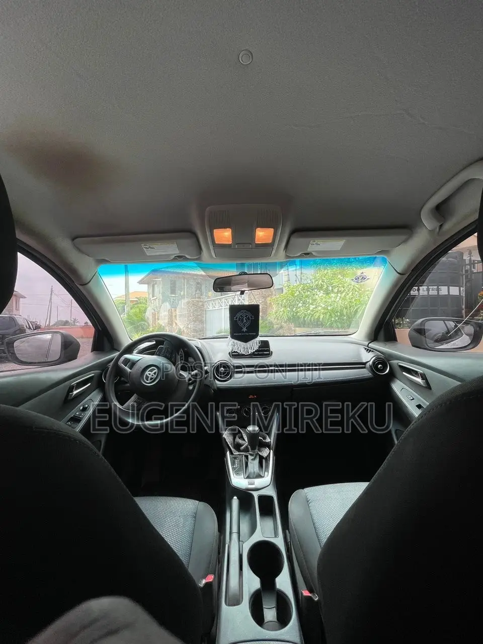 Toyota Yaris iA 1.5 FWD 2017 White