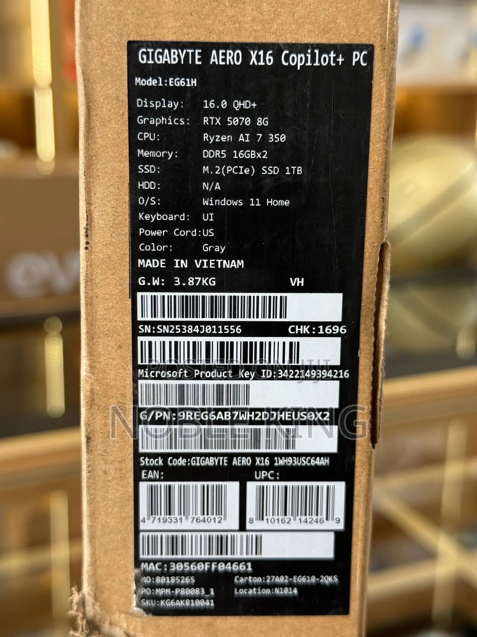New Laptop Gigabyte AERO 16 32GB AMD Ryzen 7 SSD 1T