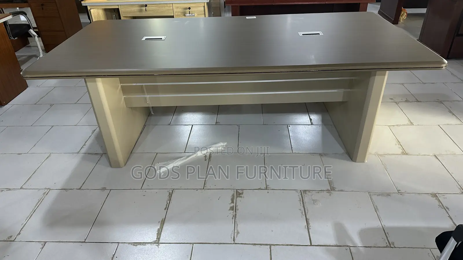 Conference Table (6-8) 220x240 Fm