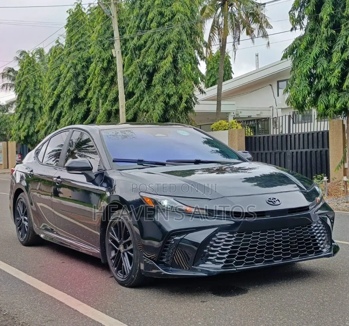 Toyota Camry 2025 Black