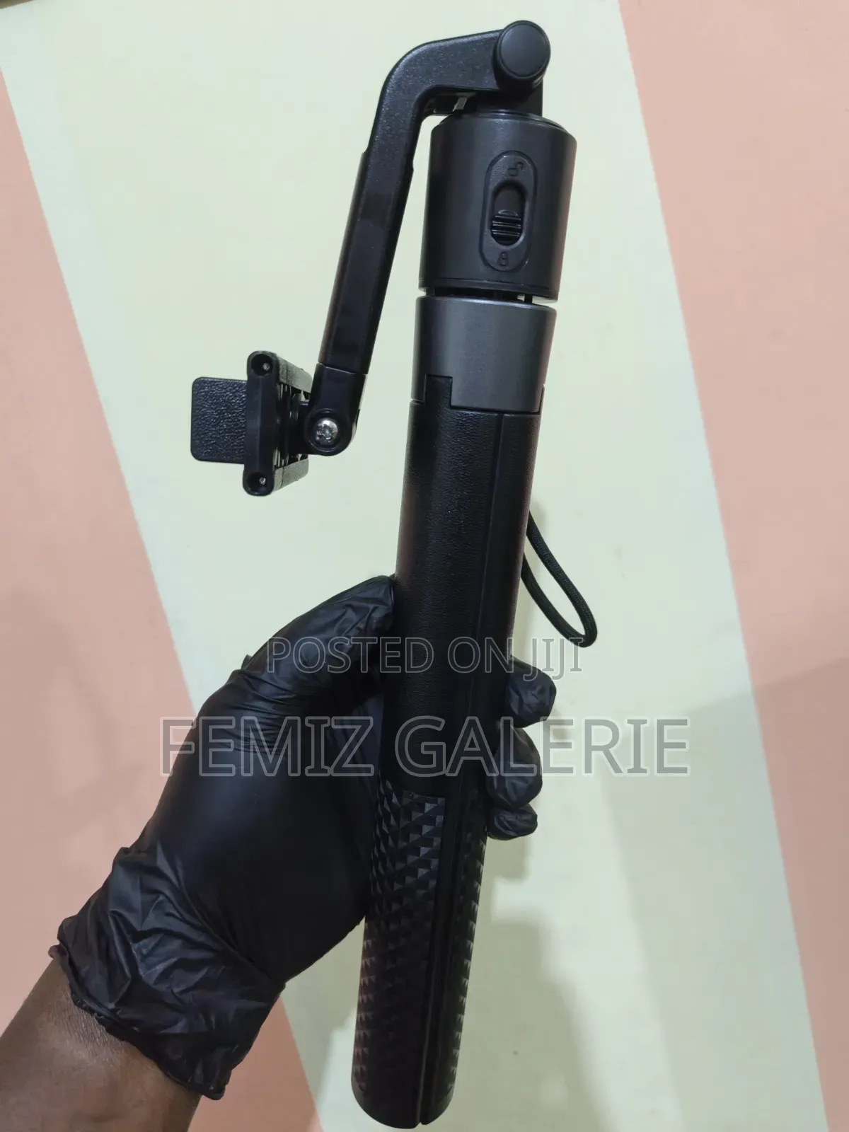 Oraimo FlowTrack Gesture Control Face Tracking Selfie Stick Tripod