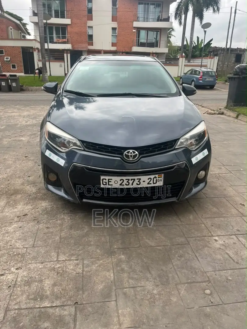 Toyota Corolla S 4dr Sedan (1.8L 4cyl CVT) 2016 Gray
