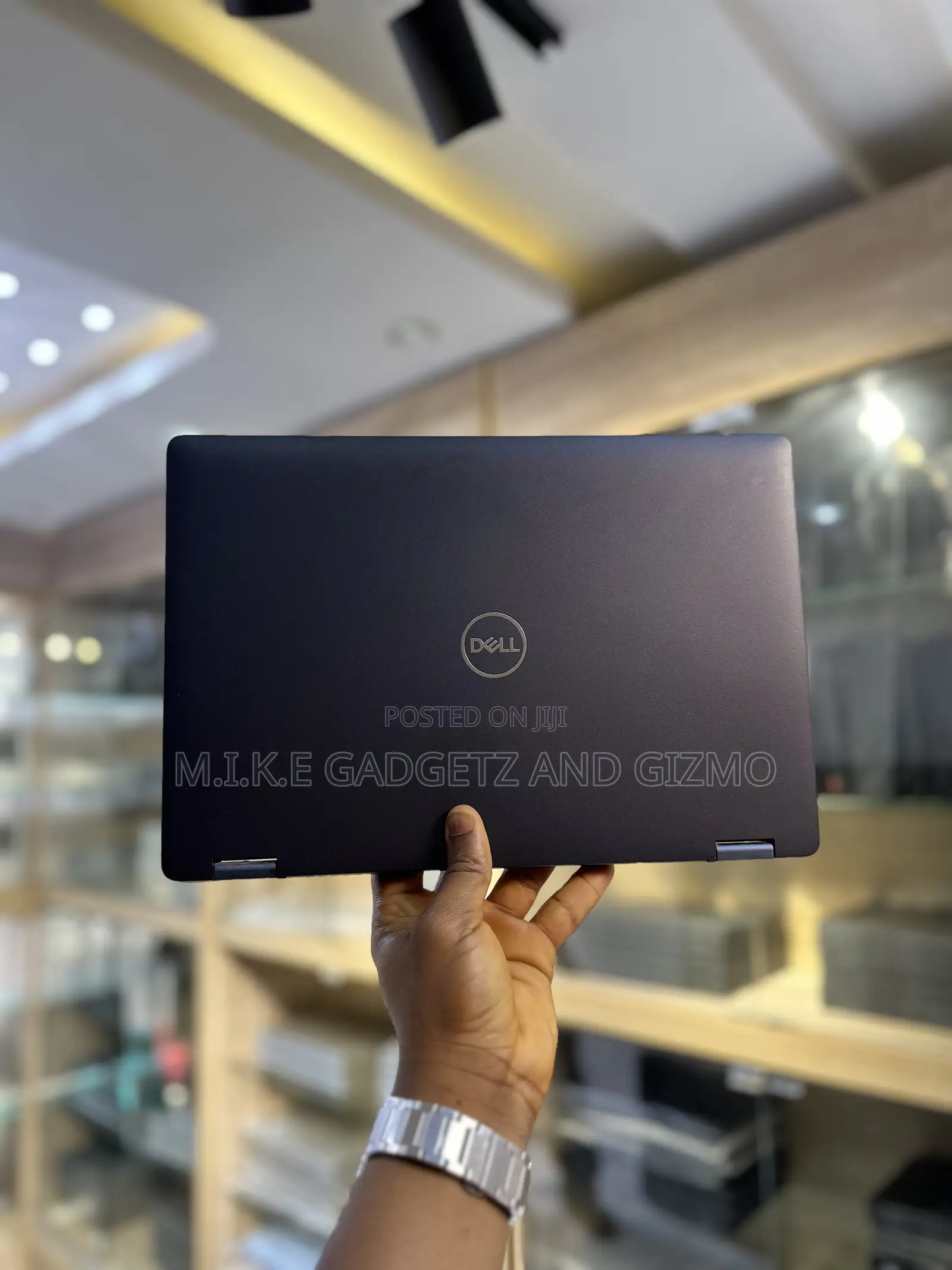 Laptop Dell Latitude 5300 2-in-1 8GB Intel Core i7 SSD 256GB