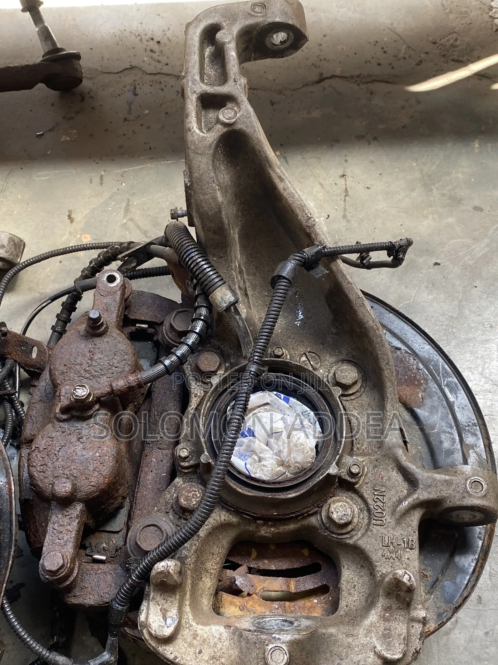 Ford F-150 Complete Front Steering Knuckle and Wheel Hub Assembly.
