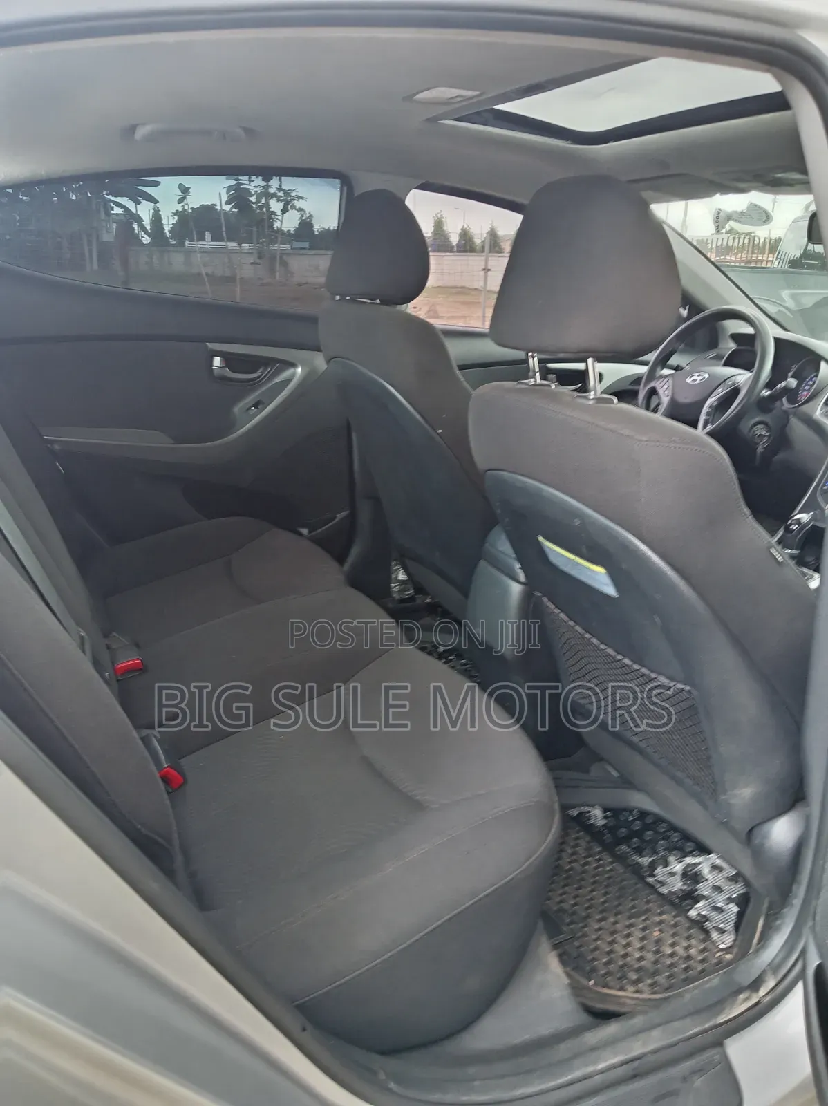 Hyundai Elantra Limited 4dr Sedan (1.8L 4cyl 6A) 2015 Silver
