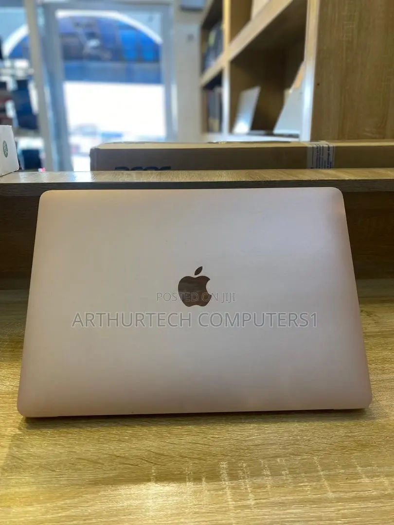 New Laptop Apple MacBook Air 2019 8GB Intel Core i5 SSD 128GB