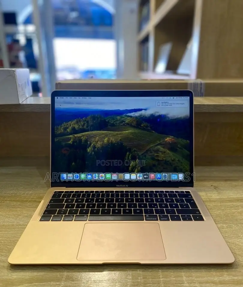 New Laptop Apple MacBook Air 2019 8GB Intel Core i5 SSD 128GB