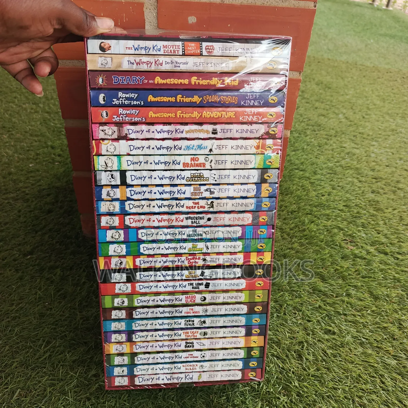 Diary of a Wimpy Kid 23 Titles in a Pack