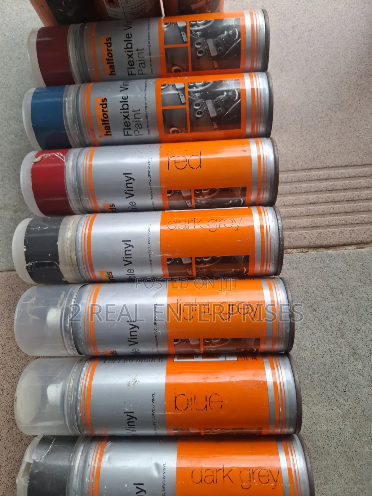Halfords Flexible Vinyl Interior Aerosol Spray Paint 300ml