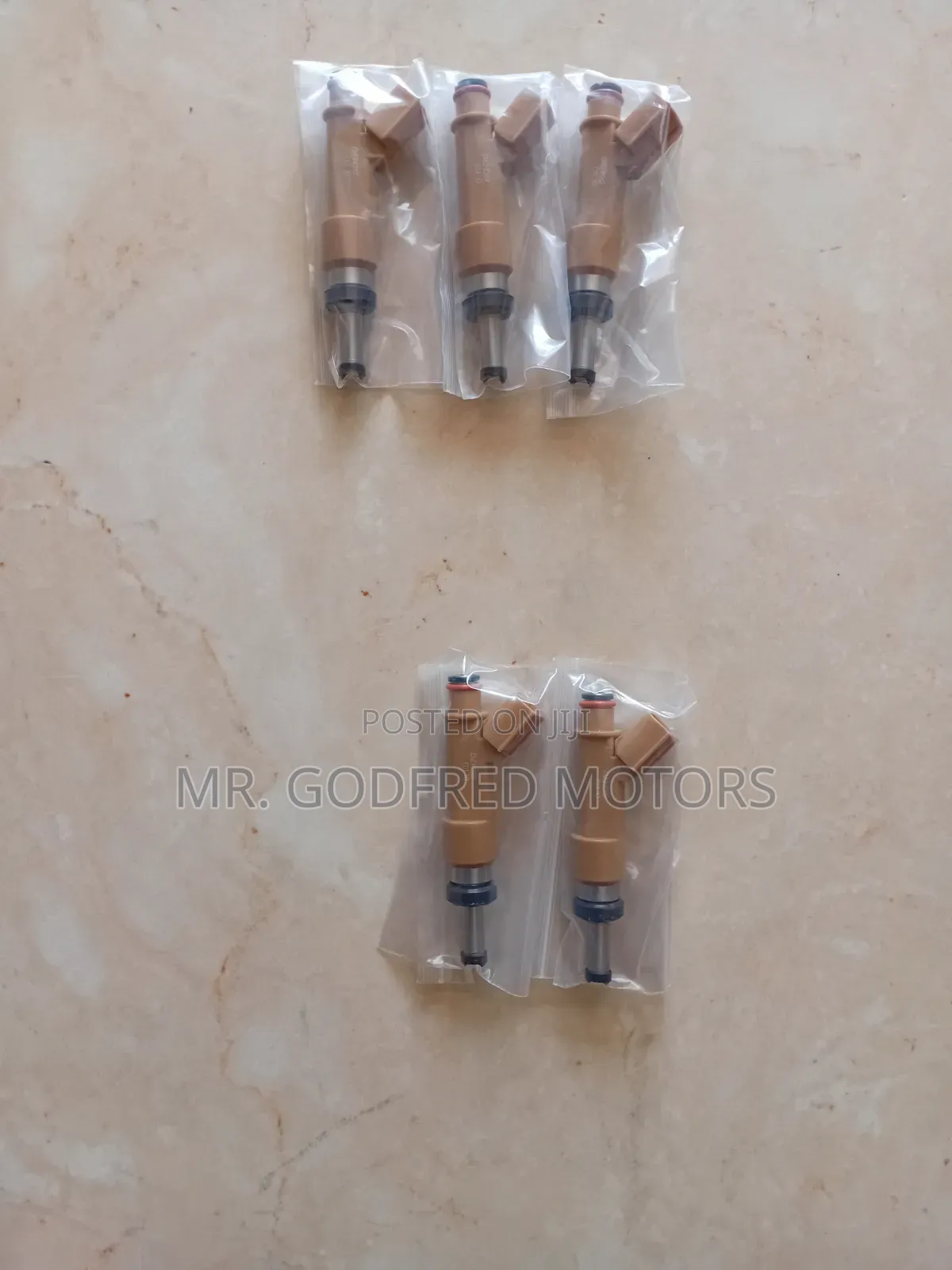 Pontiac Vibe 2010 Fuel Injectors 4Set. Original