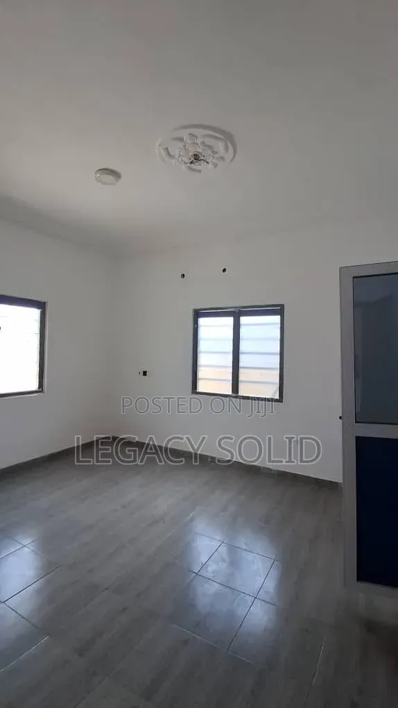 3bdrm Apartment in Legacy Solid Real, Coca Cola for rent