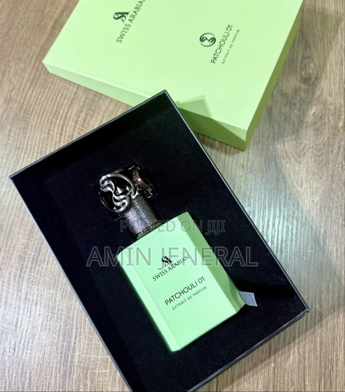 Swiss Arabian Patchuoili 01