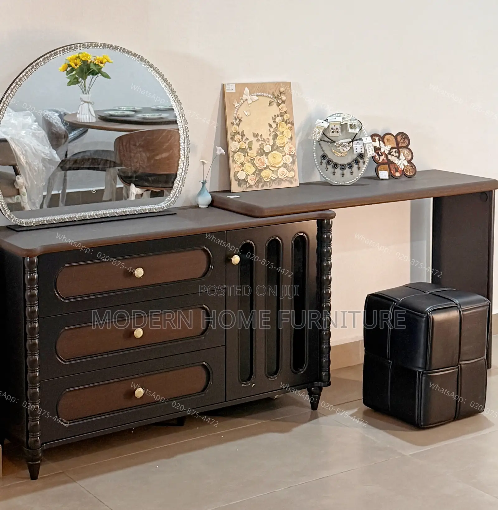Vintage Luxury Dressing Table | Timeless Elegance