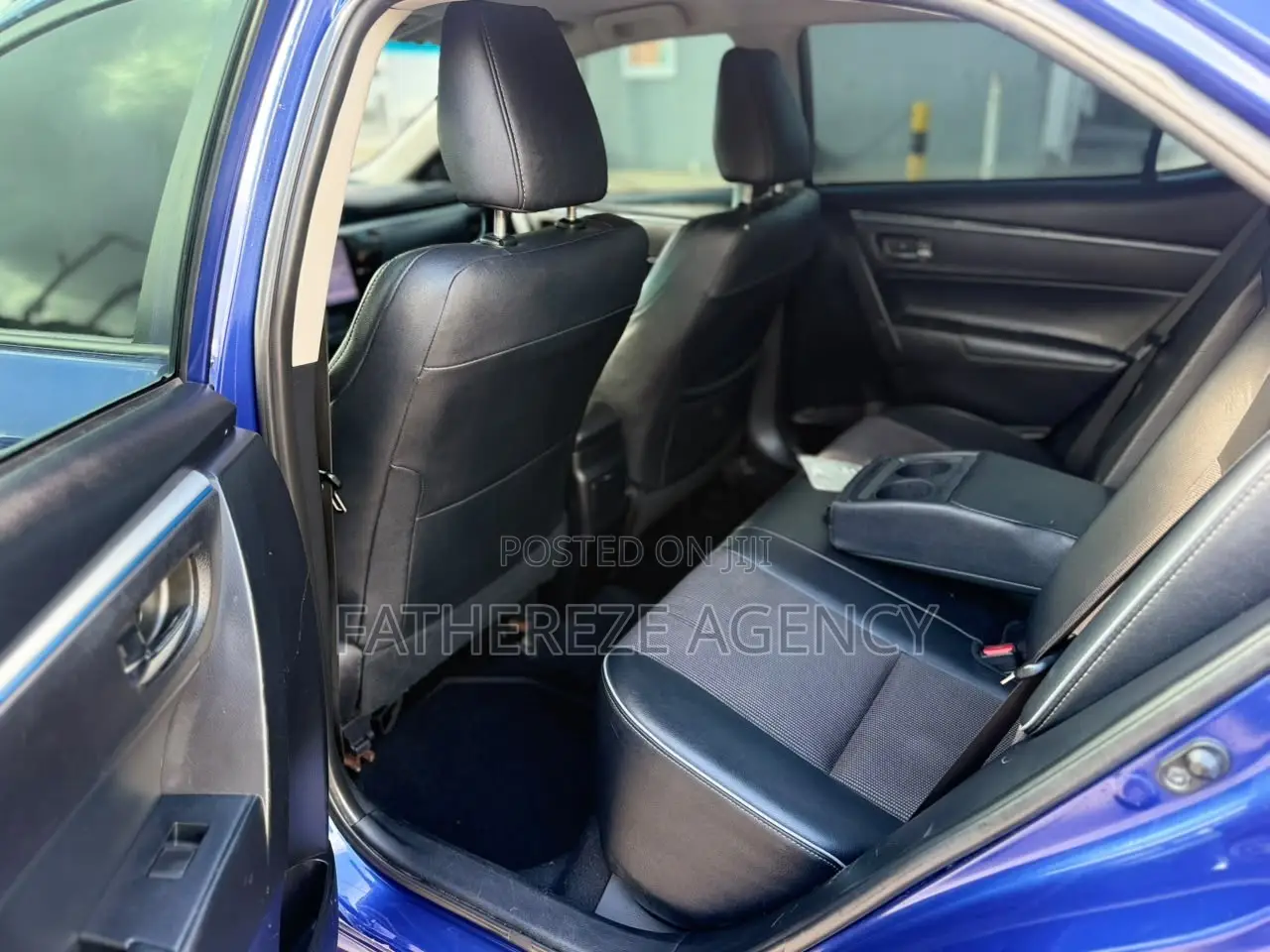 Toyota Corolla S 4dr Sedan (1.8L 4cyl CVT) 2015 Blue