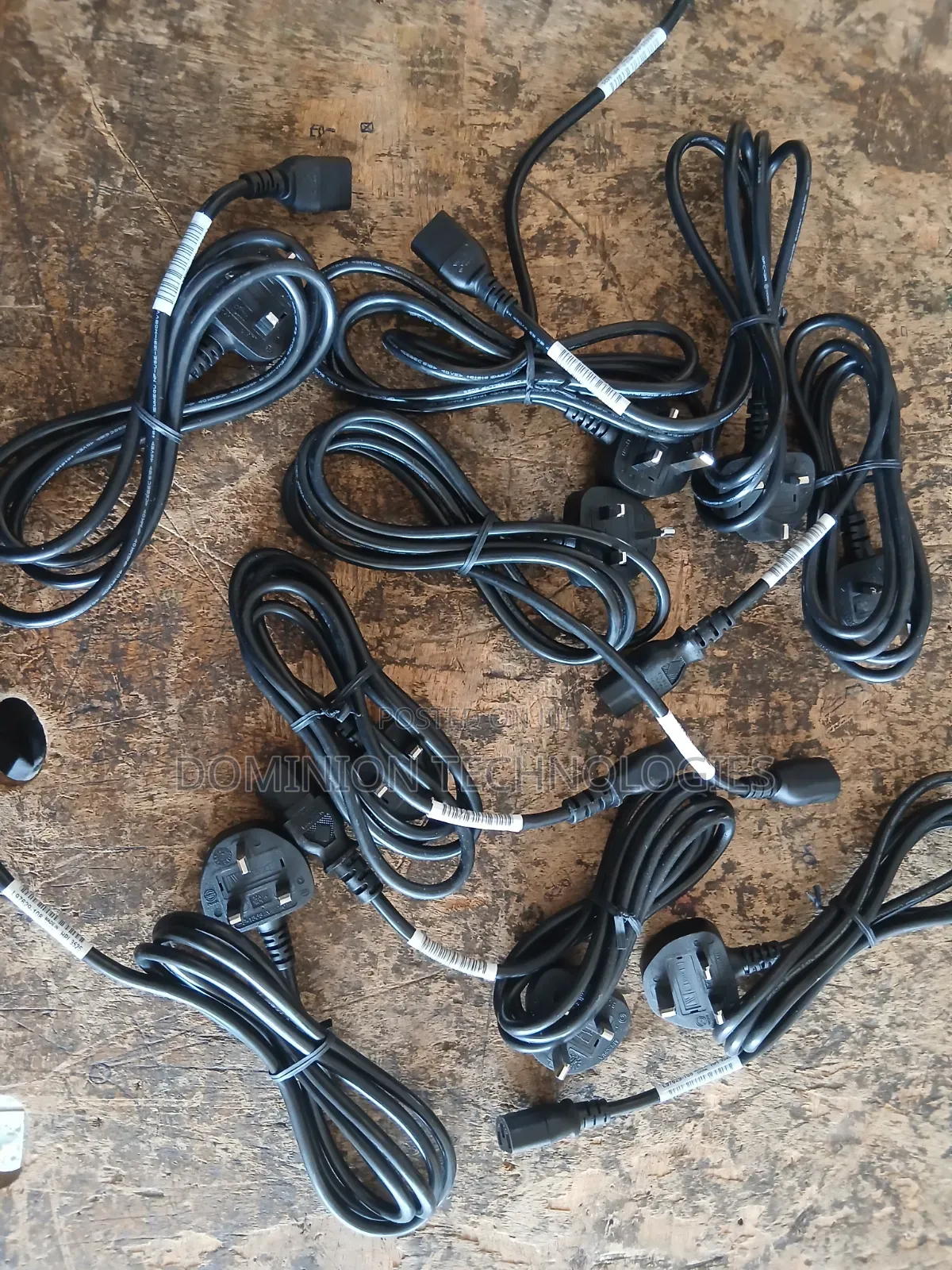 Desktop 13ahms Power Cable