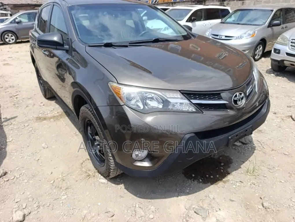 Toyota RAV4 LE 4dr SUV AWD (2.5L 4cyl 6A) 2015 Brown