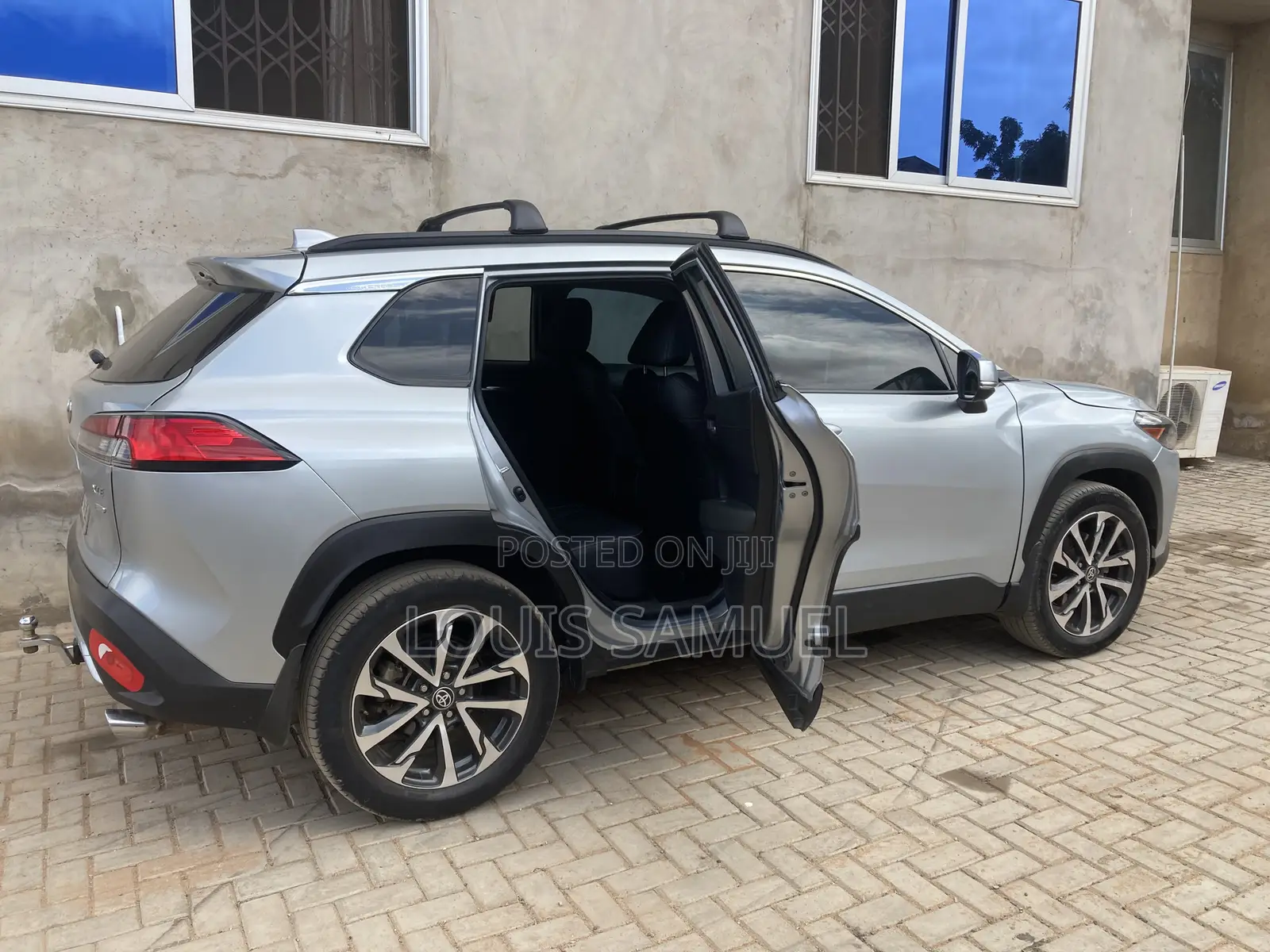 Toyota Corolla Cross 2024 Silver