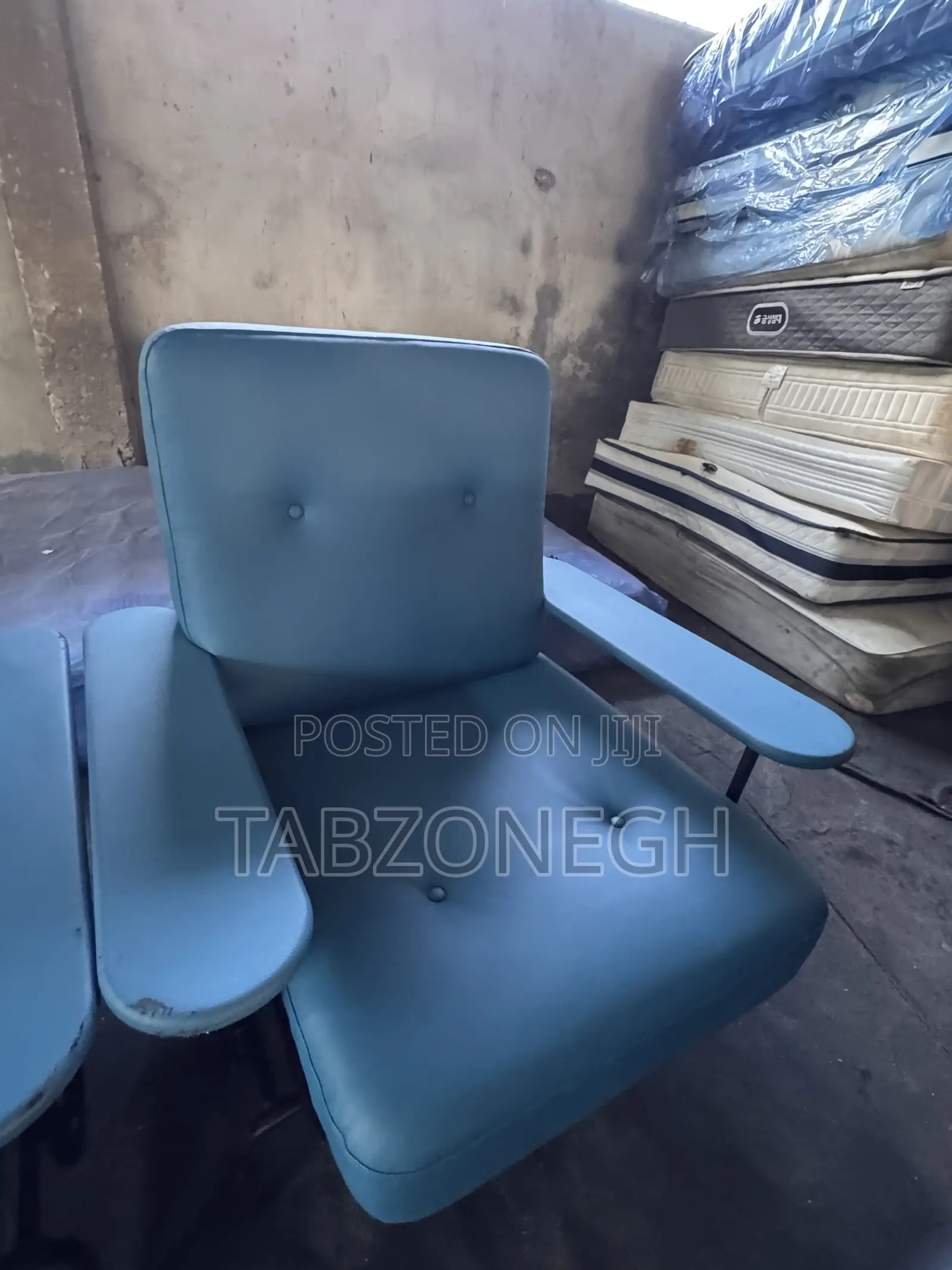 Single Sofa