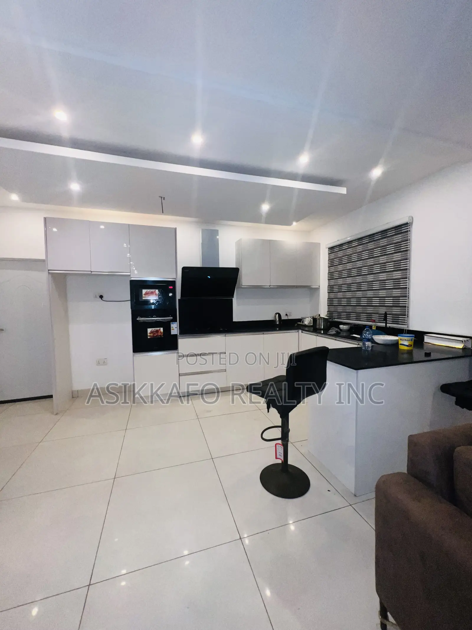 3bdrm Townhouse / Terrace in Manet, Spintex for rent