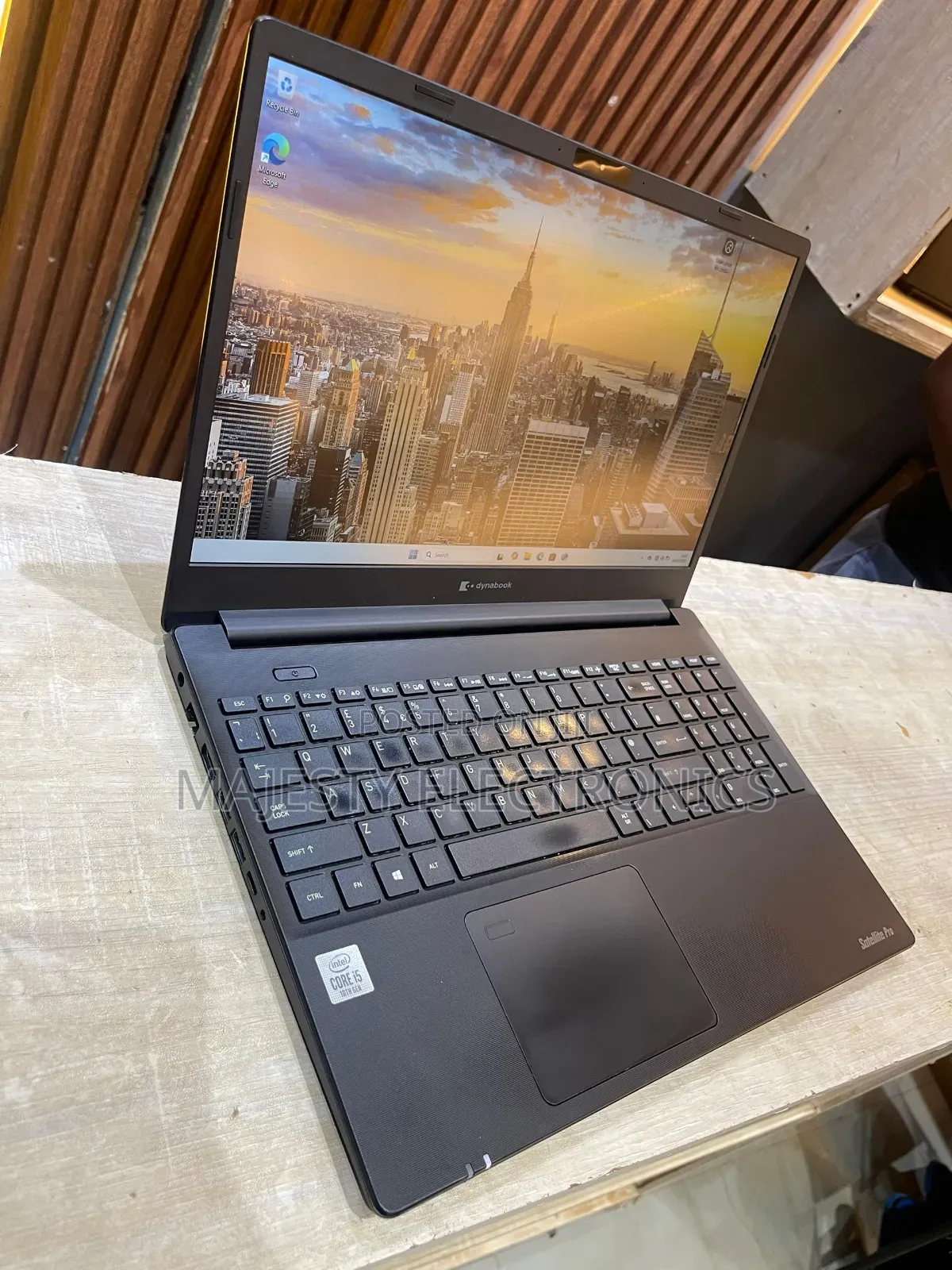 New Laptop Dynabook Satellite Pro C50-H 16GB Intel Core i5 SSD 256GB