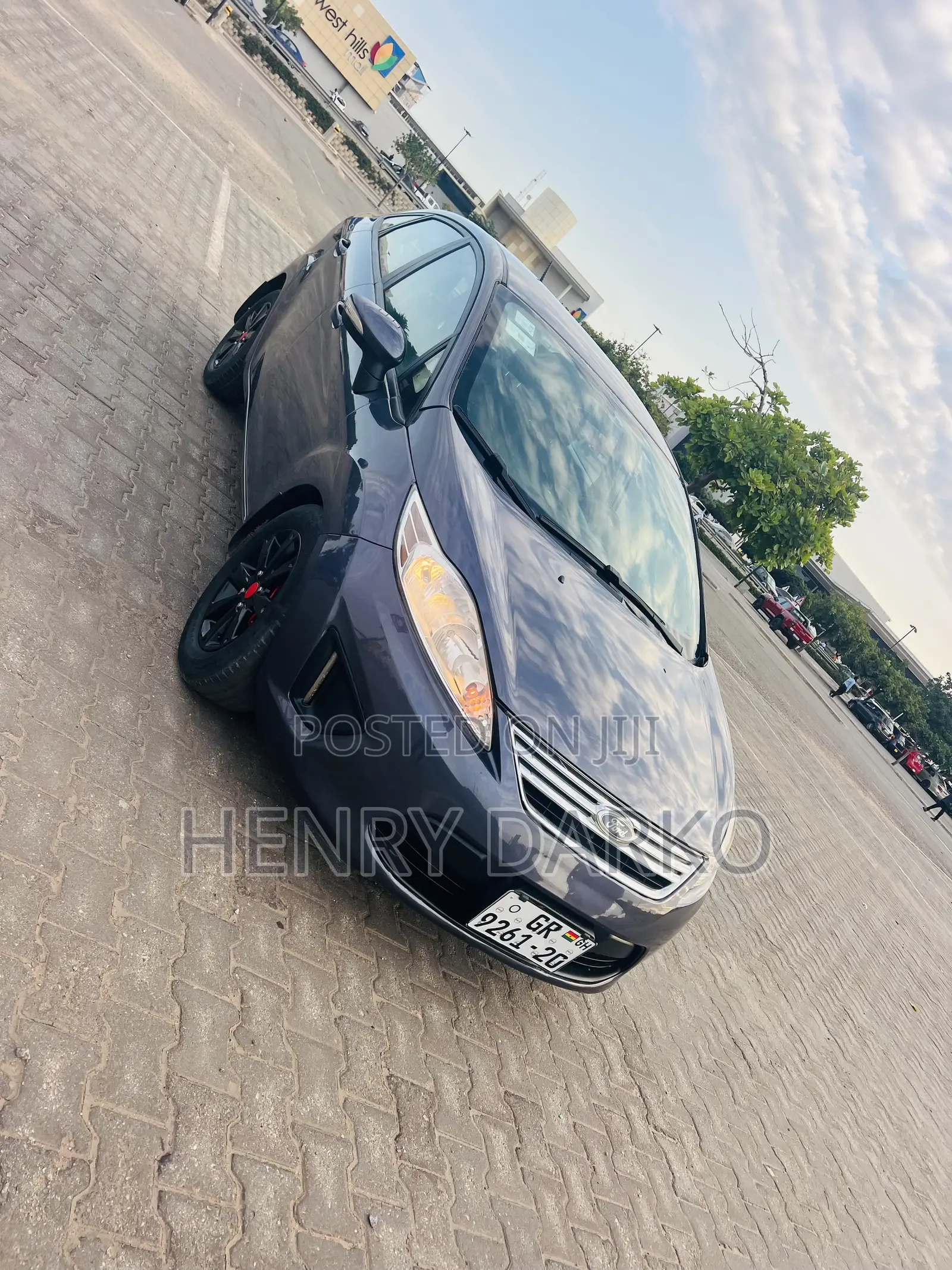 Ford Fiesta 2012 Gray
