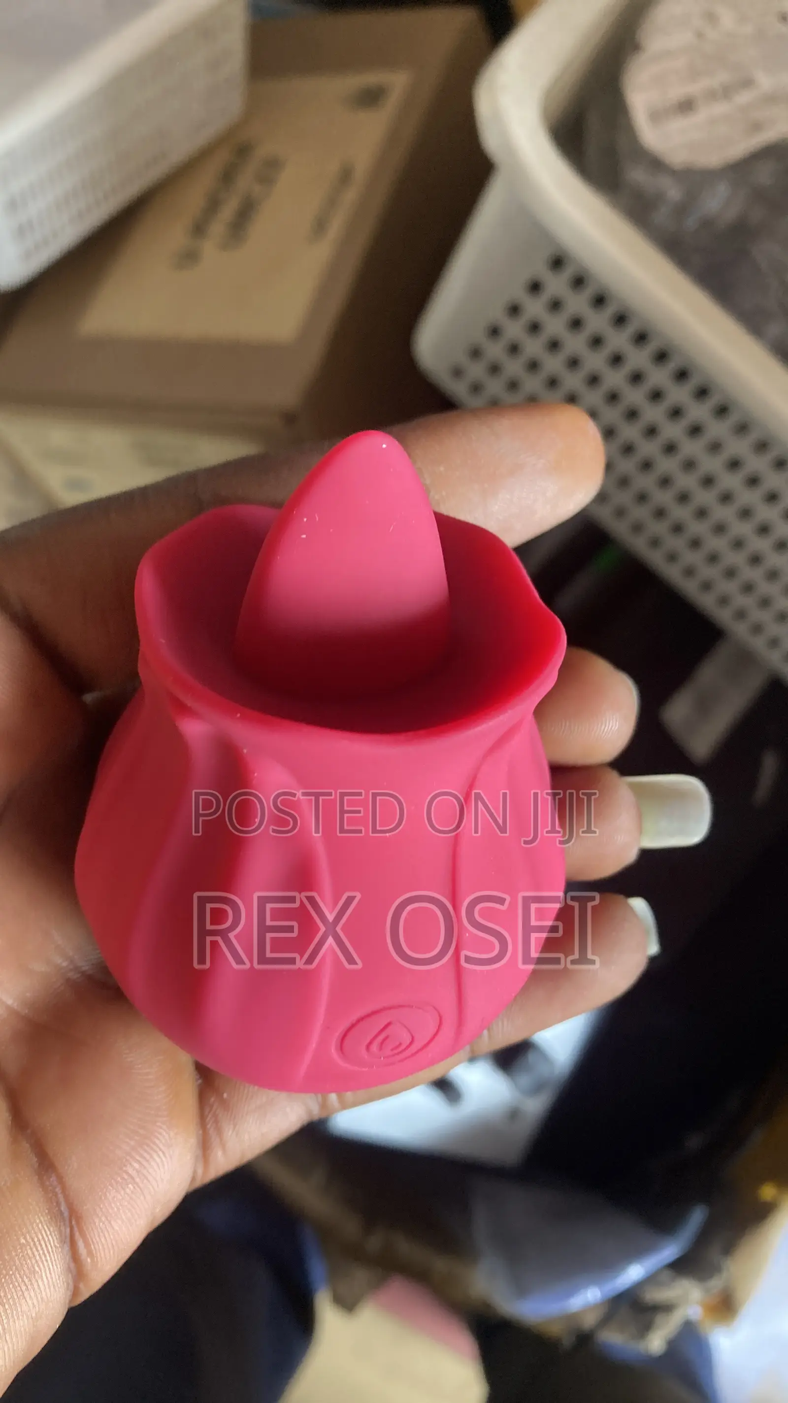 Rose Vibrator Licking