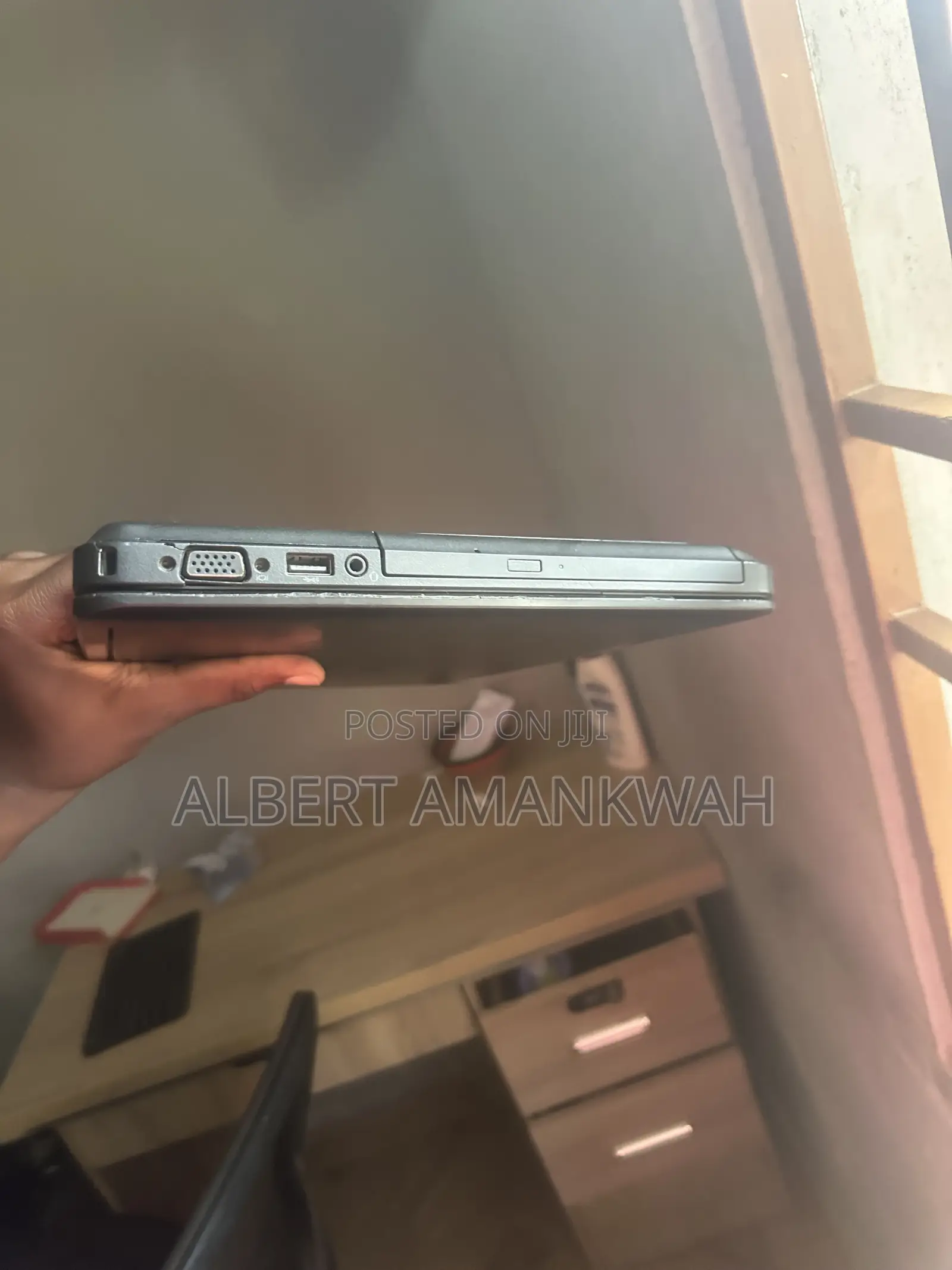 Laptop Dell Latitude 5440 8GB Qualcomm Snapdragon X Elite SSD 128GB