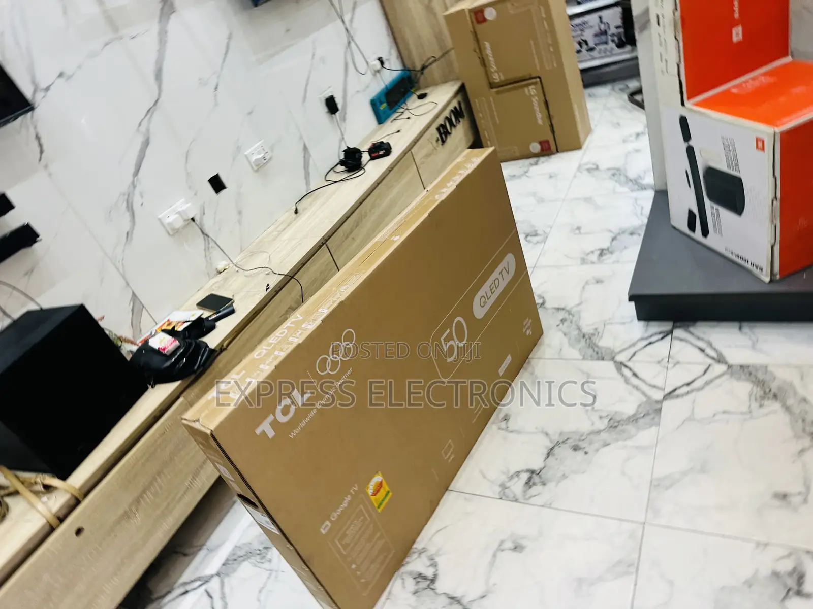 High Quality Slim TCL TV 50 Smart Satellite Android FHD QLED