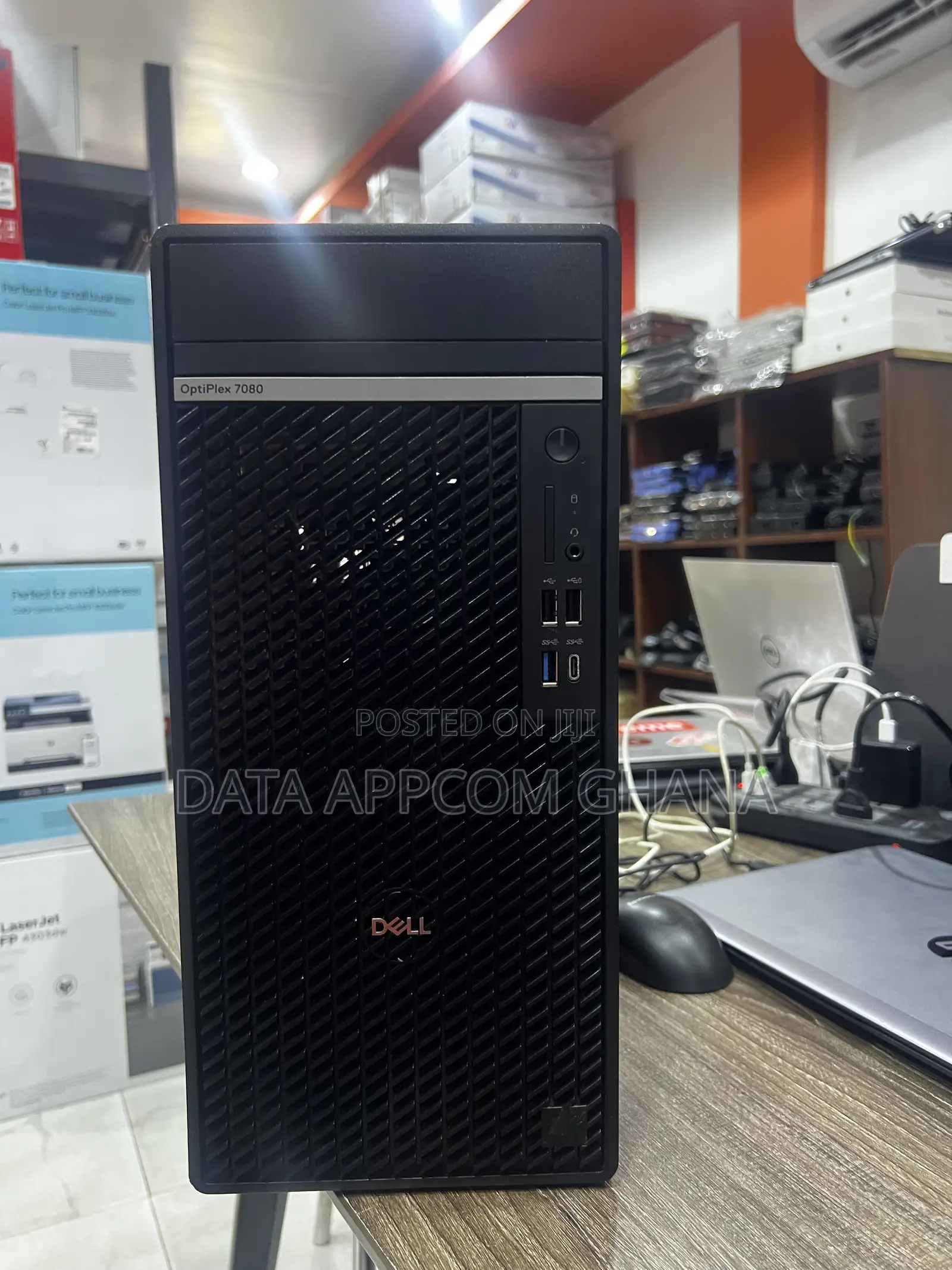 Desktop Computer Dell Optiplex 7070 8GB Intel Core i5 SSD 256GB