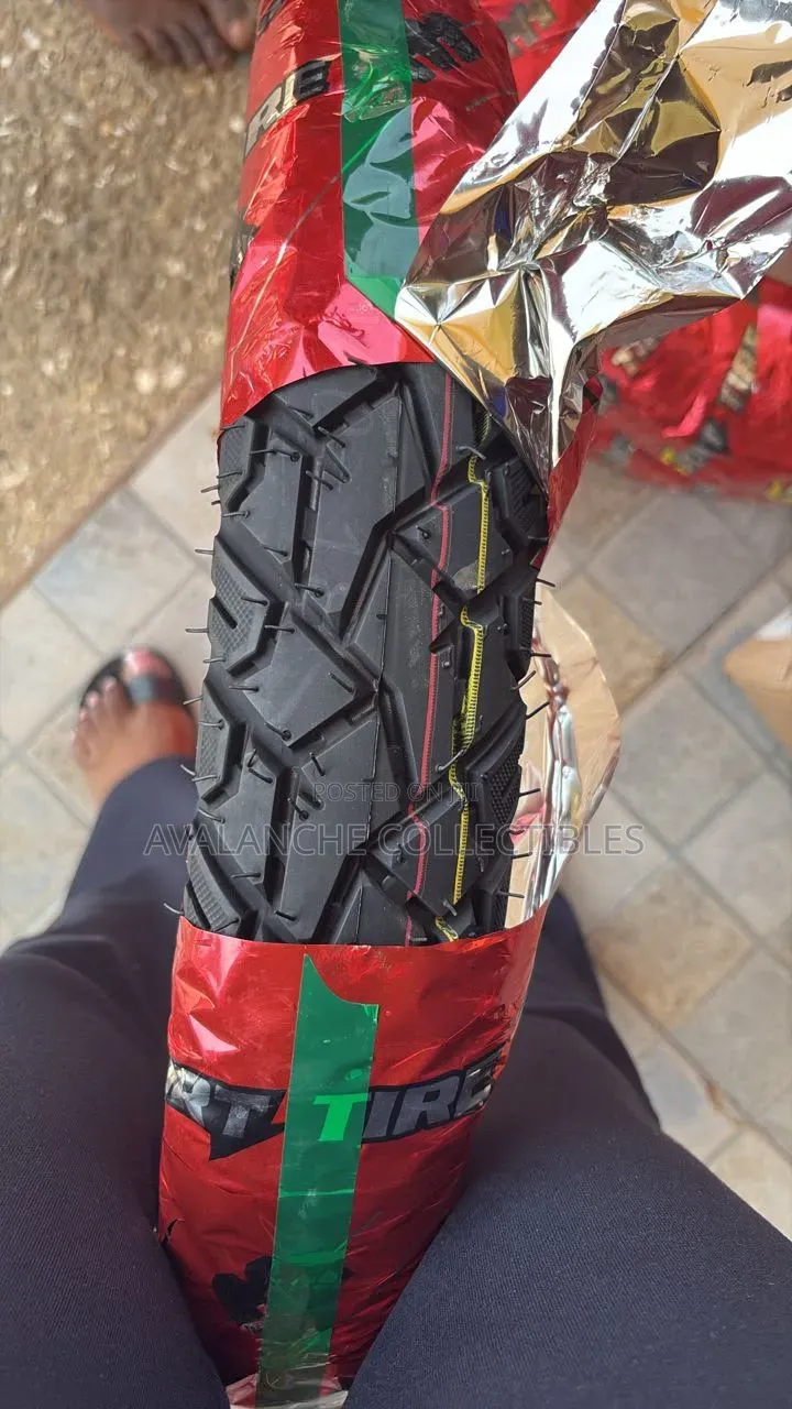 Tricycle Tyres 300/18(3.00 -18)