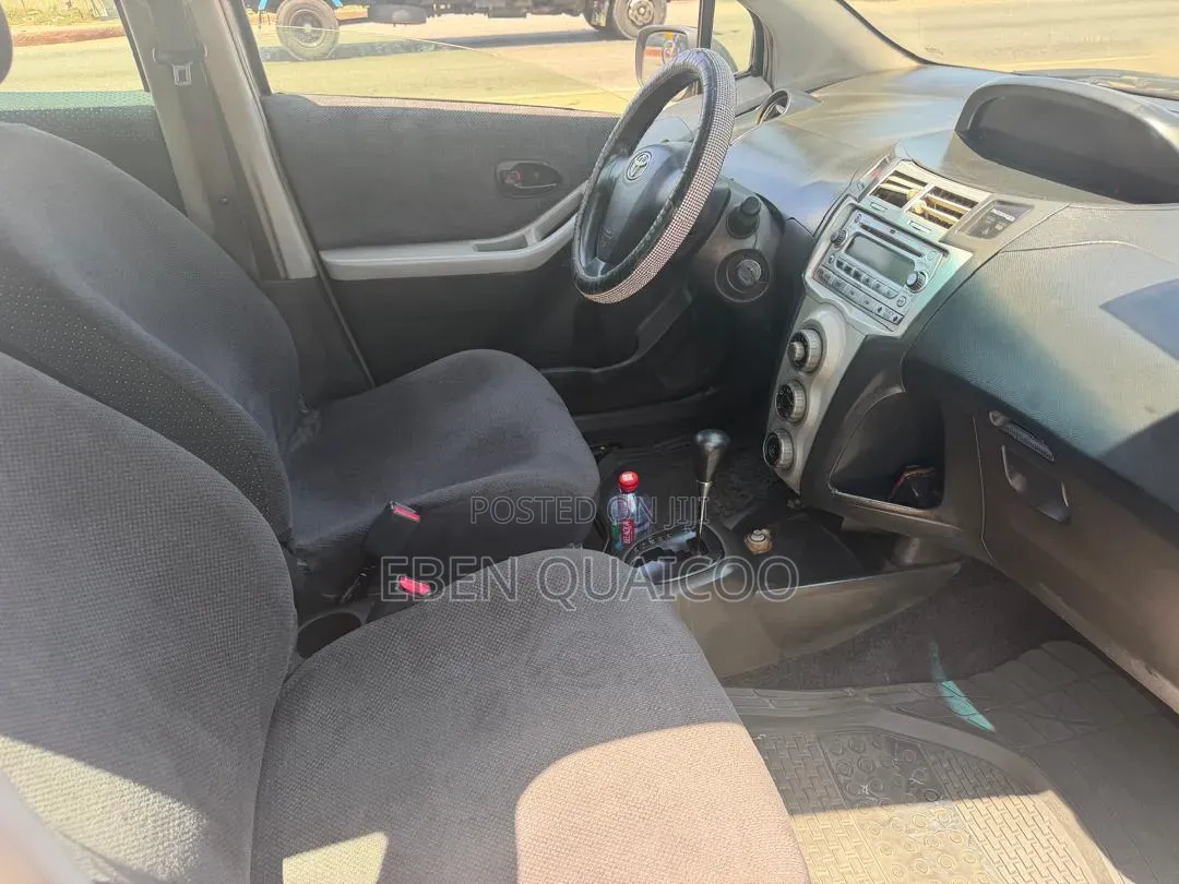 Toyota Yaris 2008 Silver