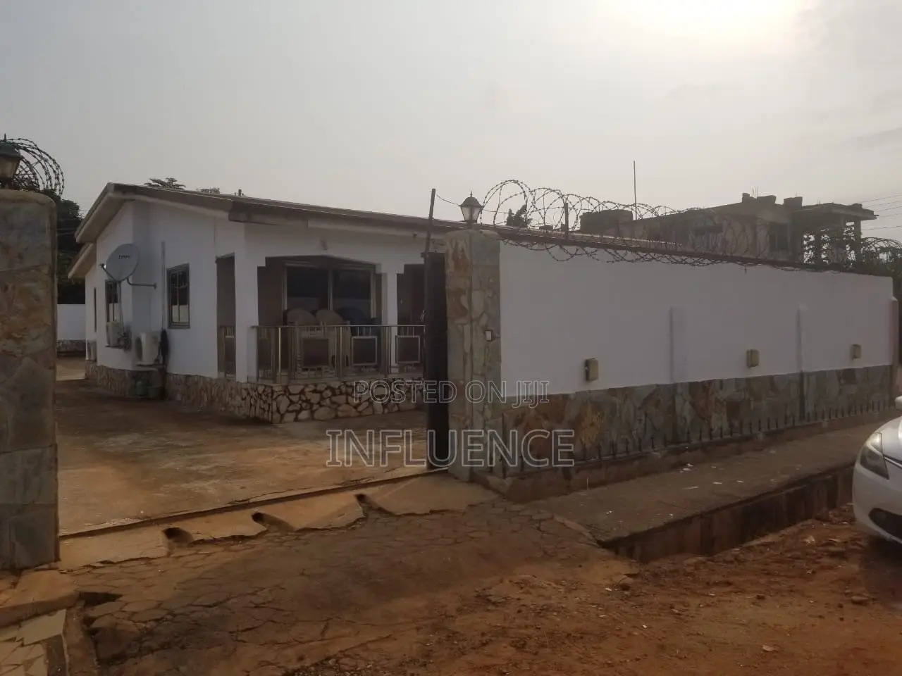3bdrm House in Lakeside, East Legon for sale
