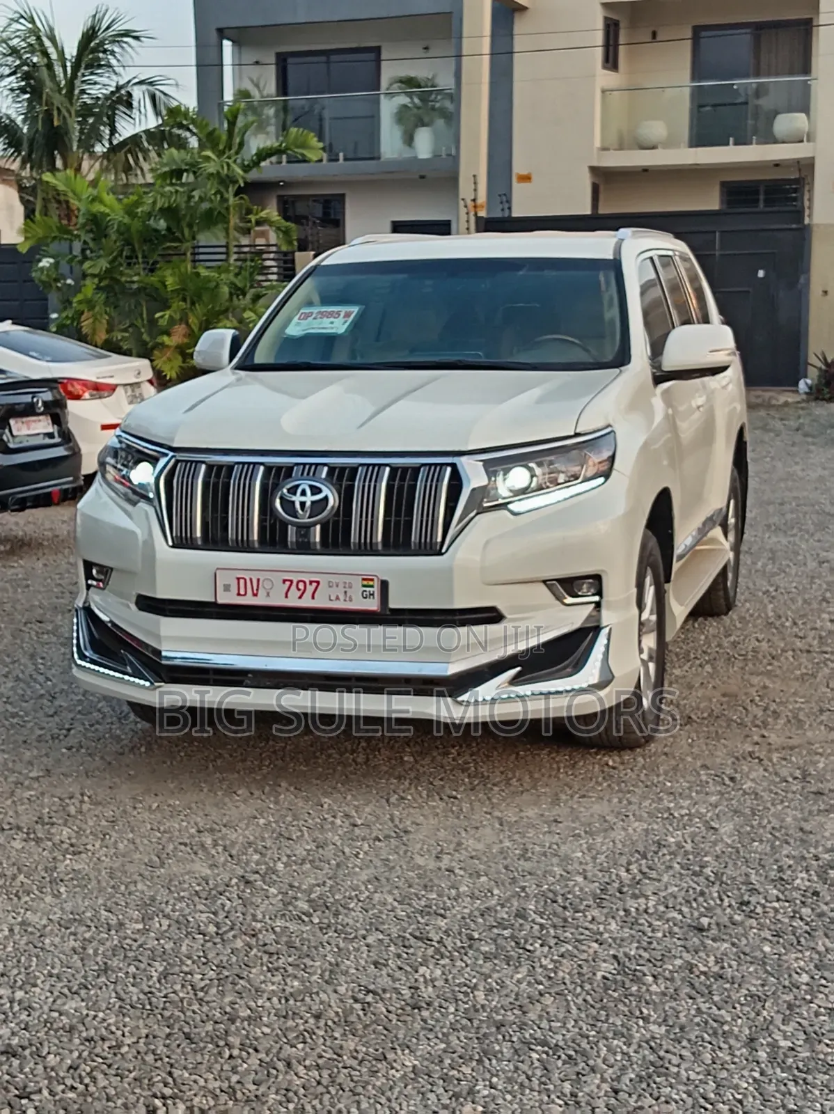 Toyota Land Cruiser Prado 2017 White