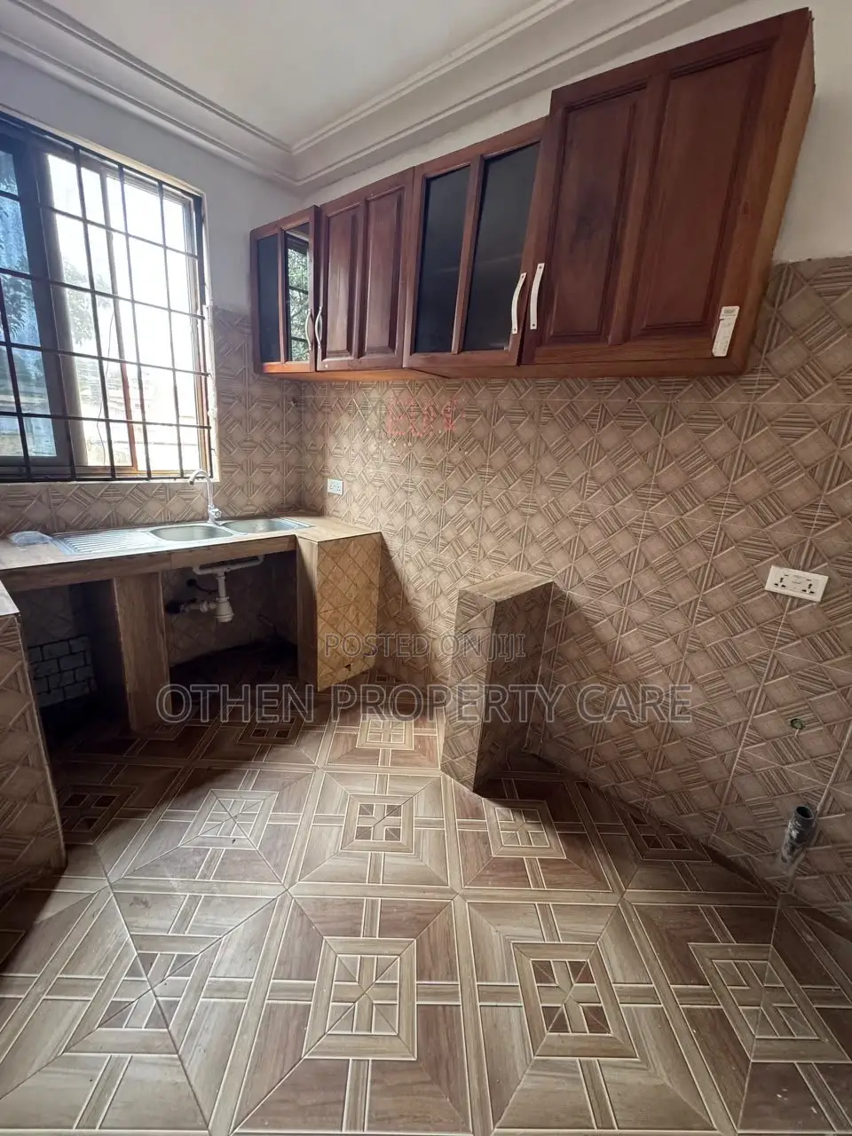 2bdrm Apartment in Othen Property Care, Achimota for rent