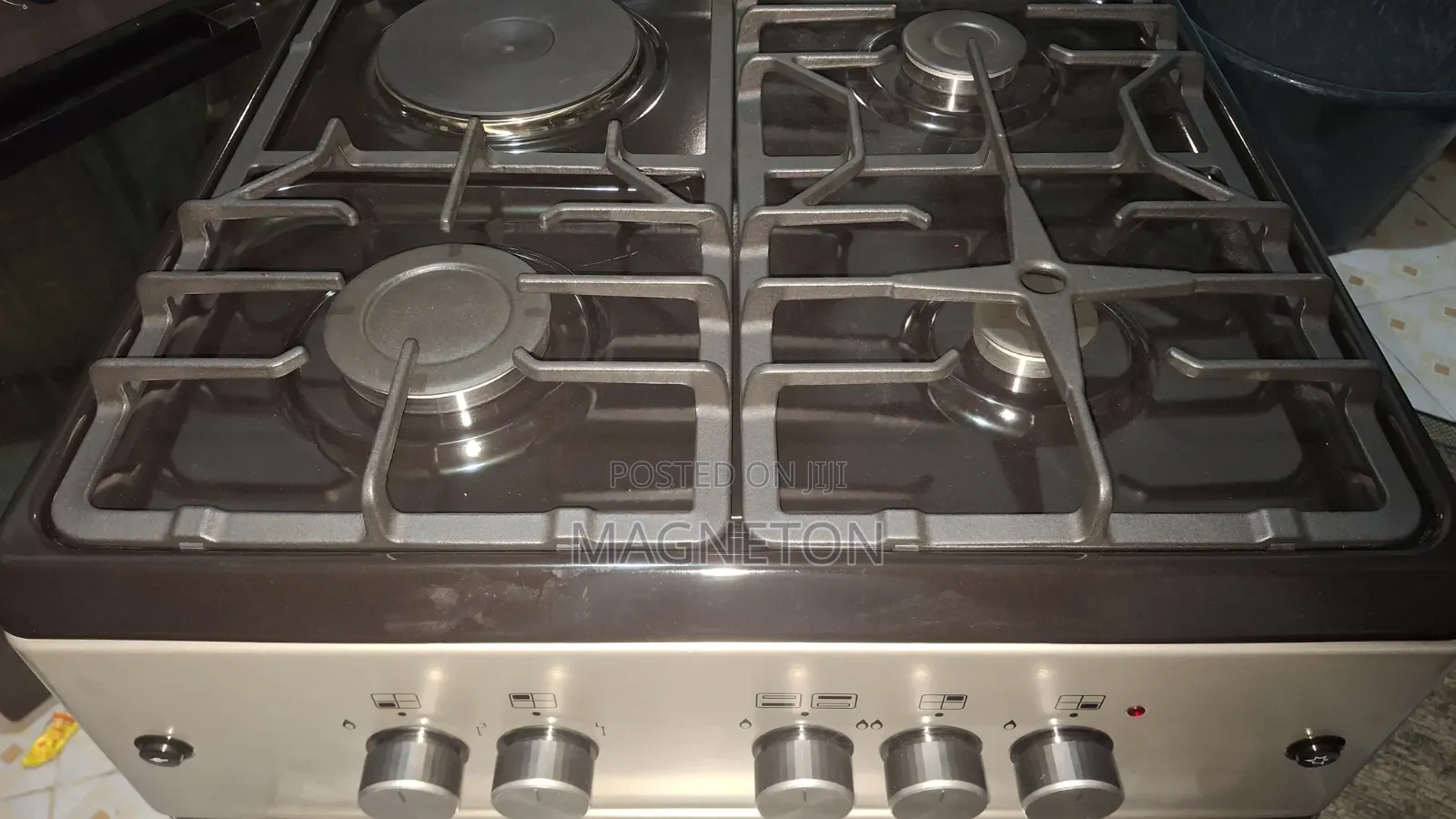 Sigma Stove and Oven 3 Gass 1electric 60 BY 60